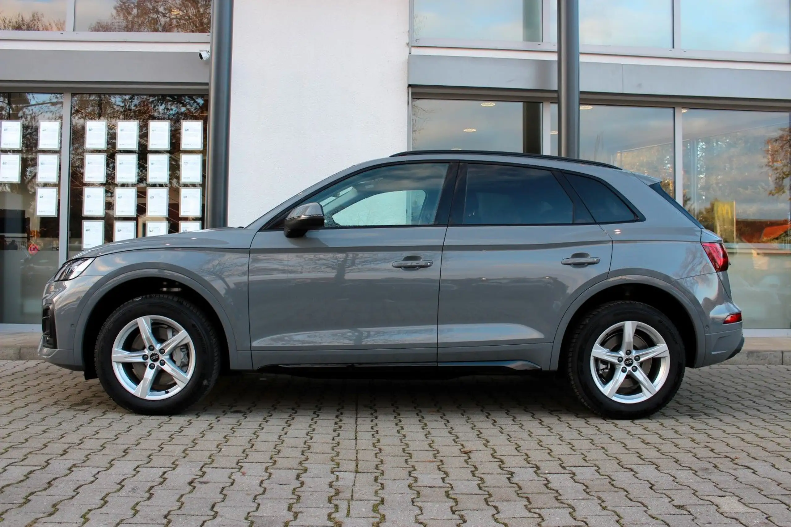 Audi - Q5