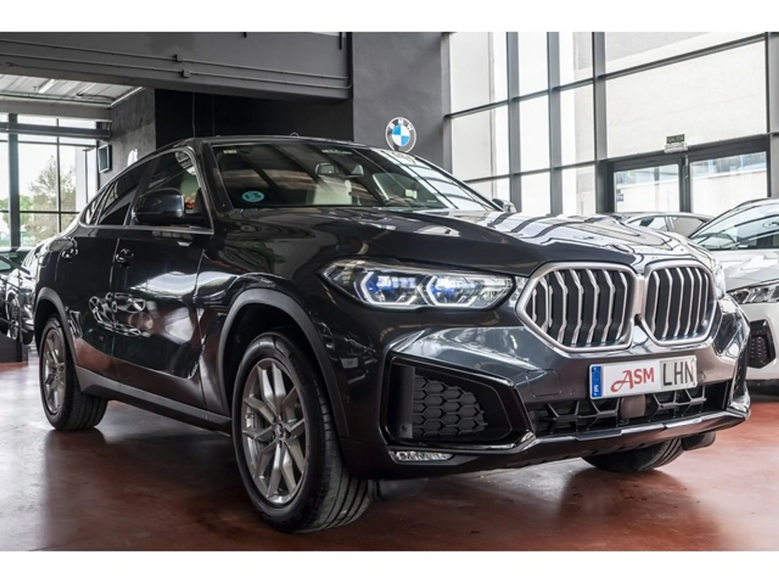 BMW - X6