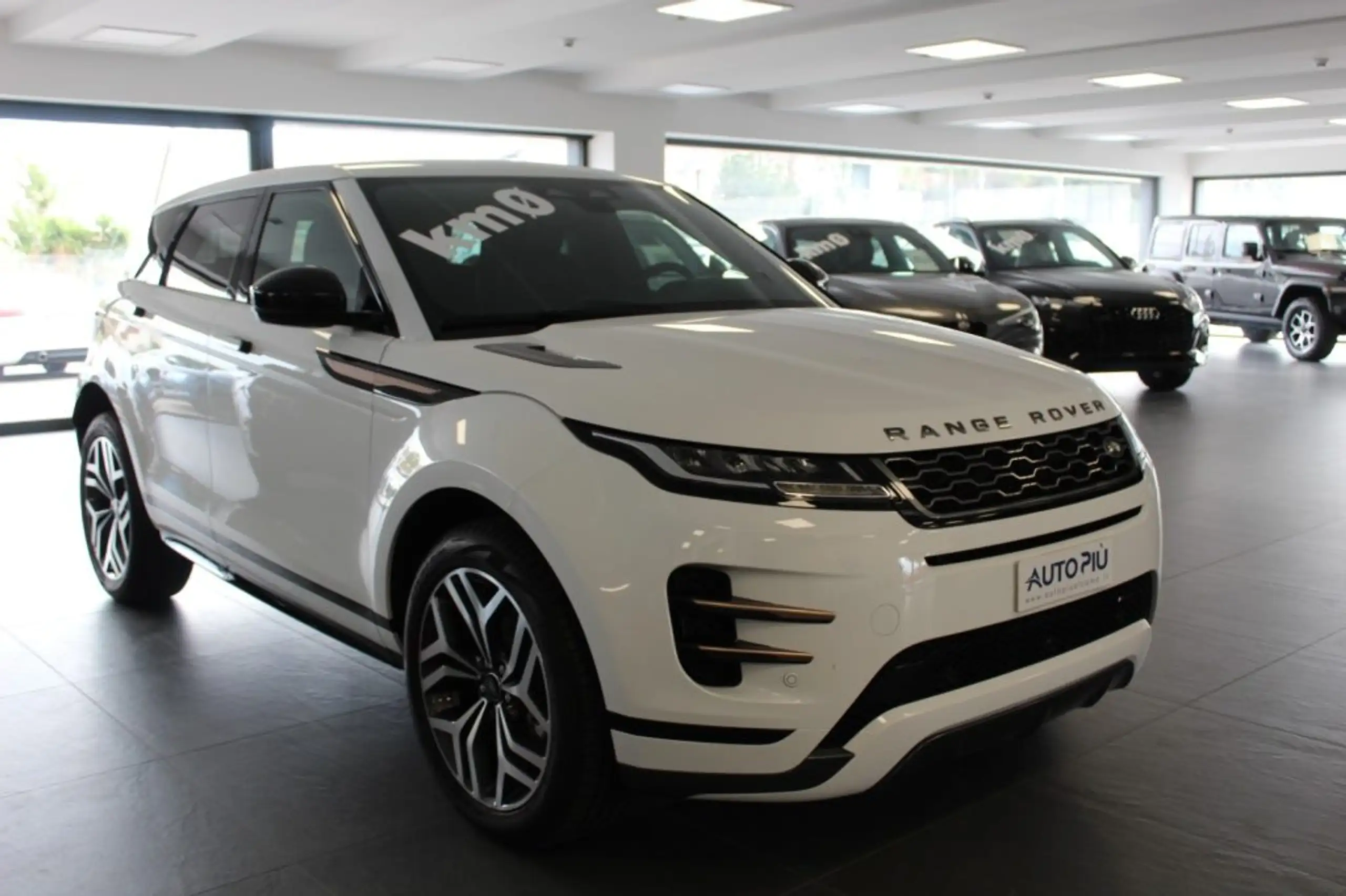 Land Rover - Range Rover Evoque