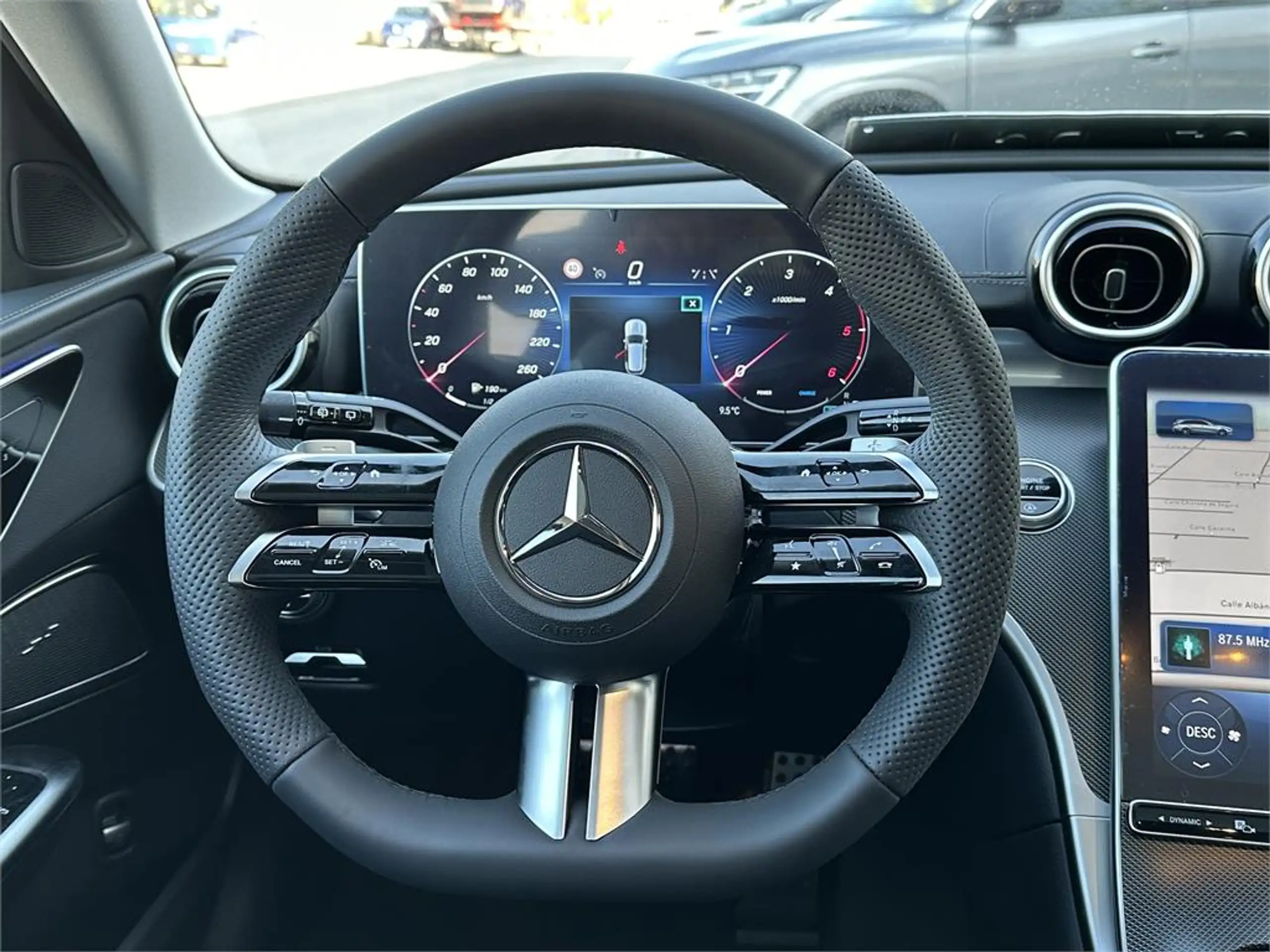 Mercedes-Benz - C 220