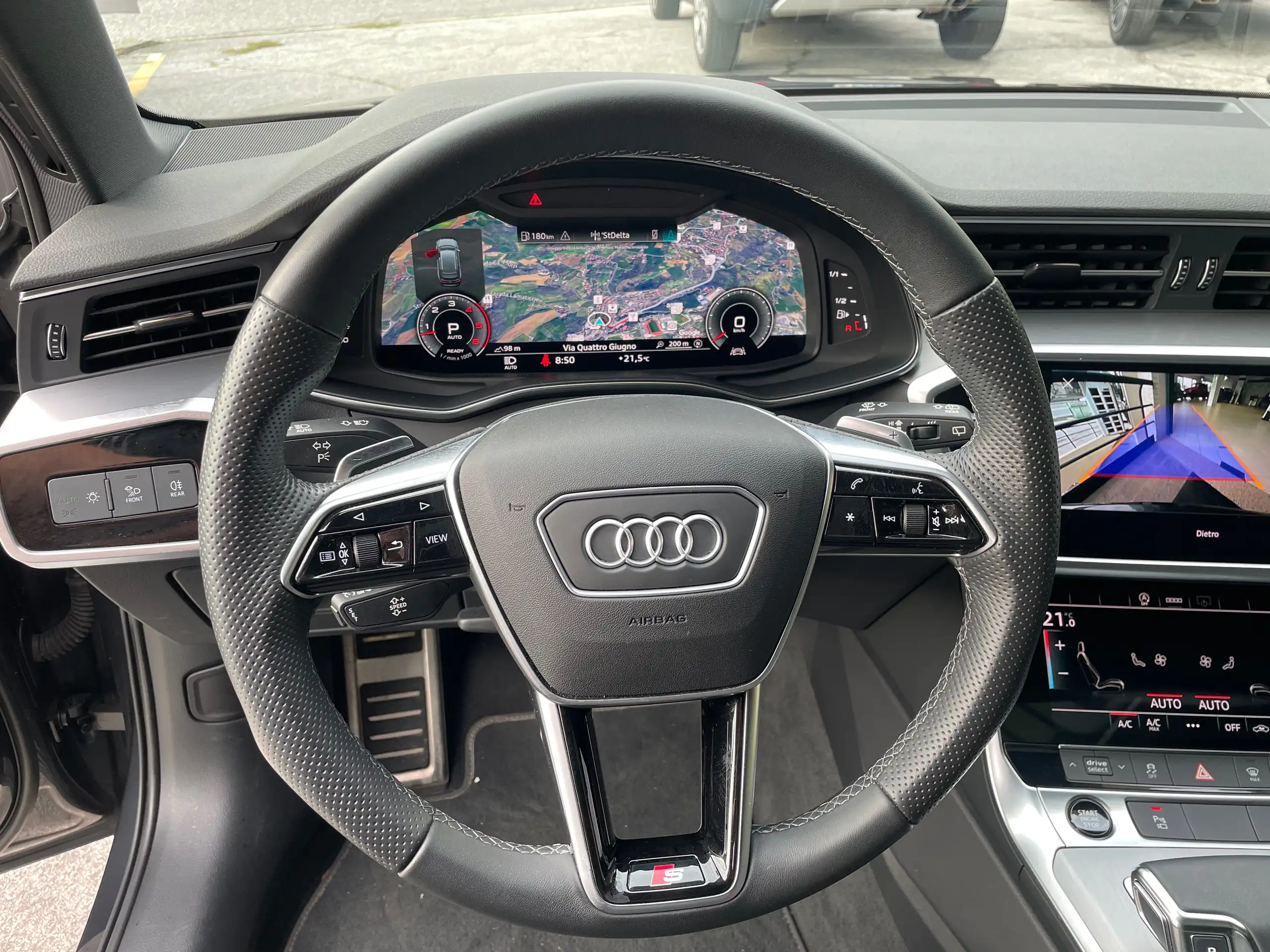 Audi - A6