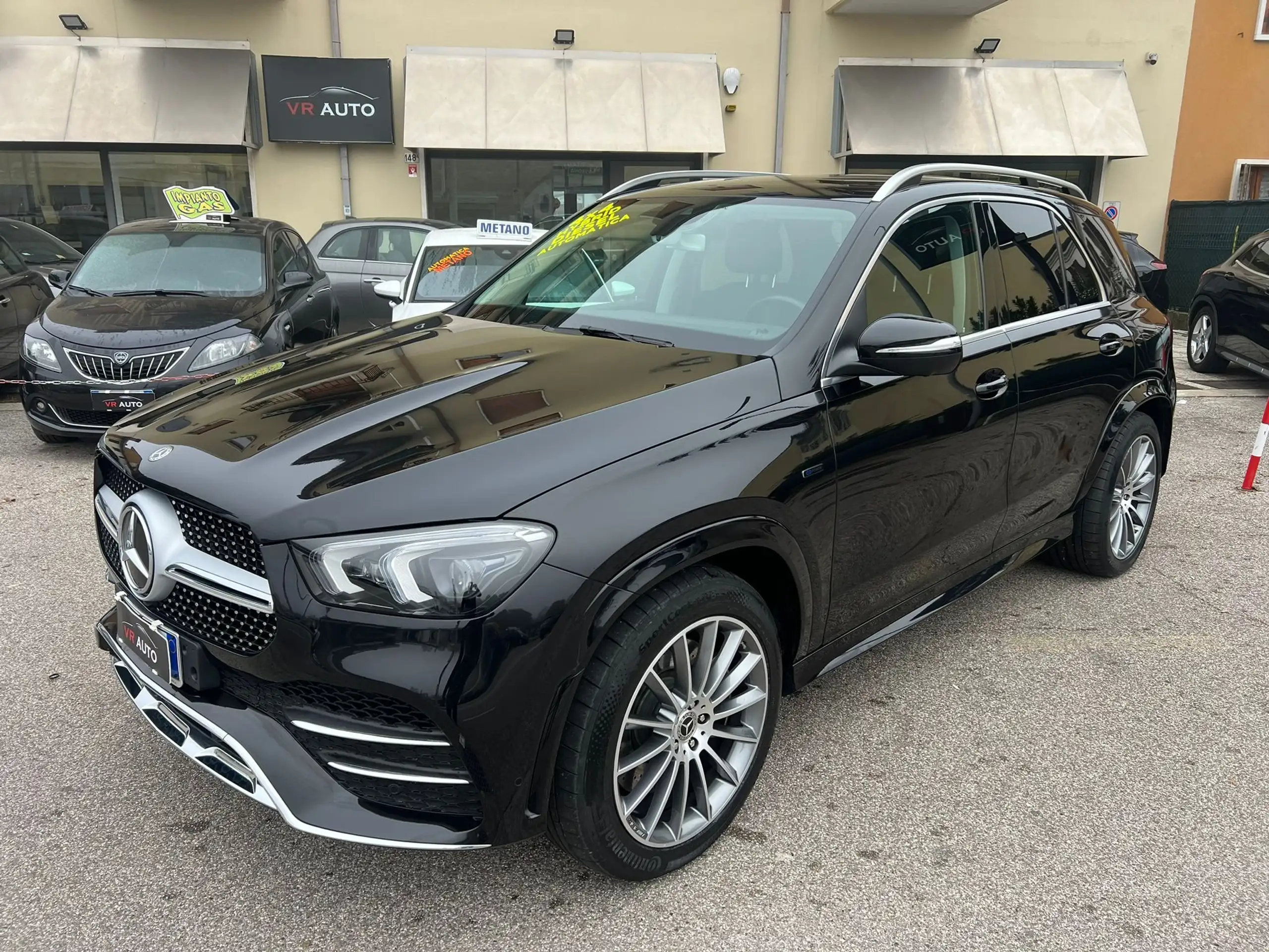 Mercedes-Benz - GLE 350