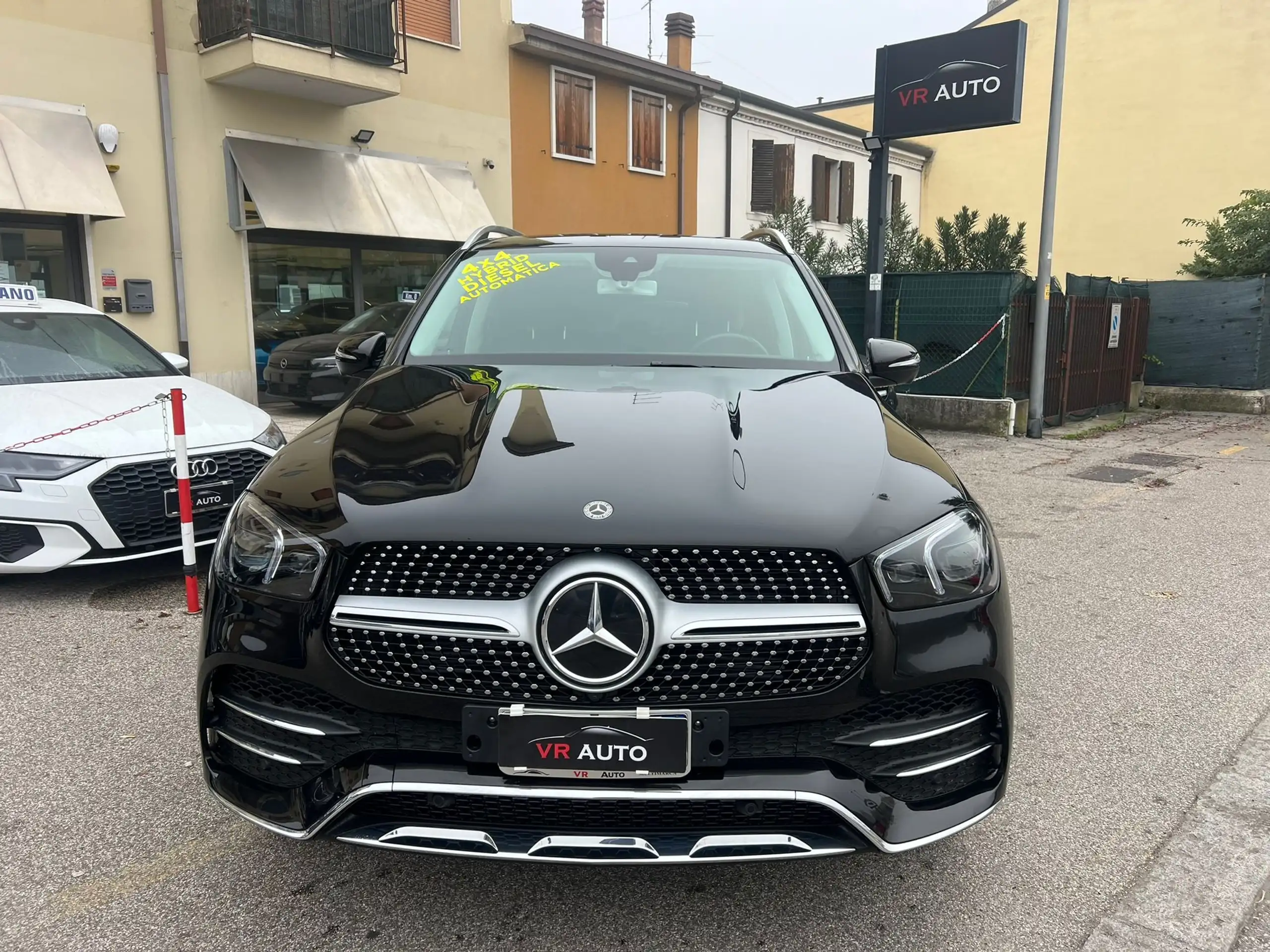 Mercedes-Benz - GLE 350