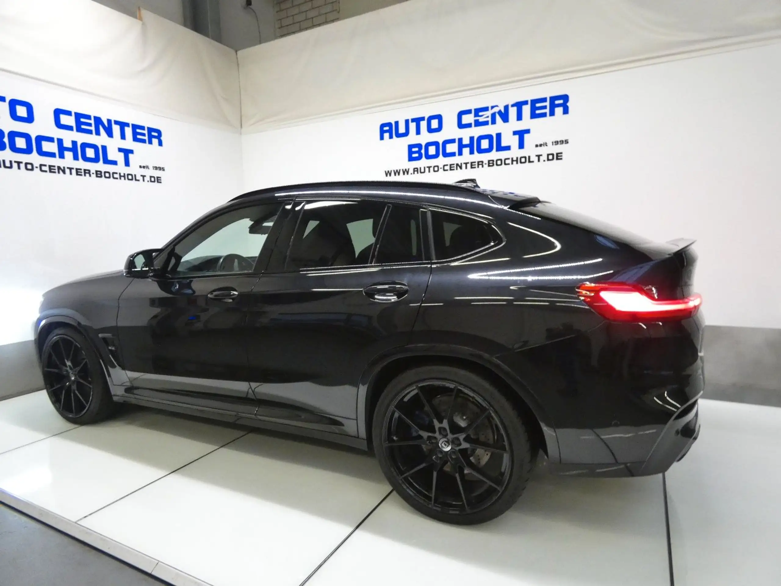 BMW - X4 M