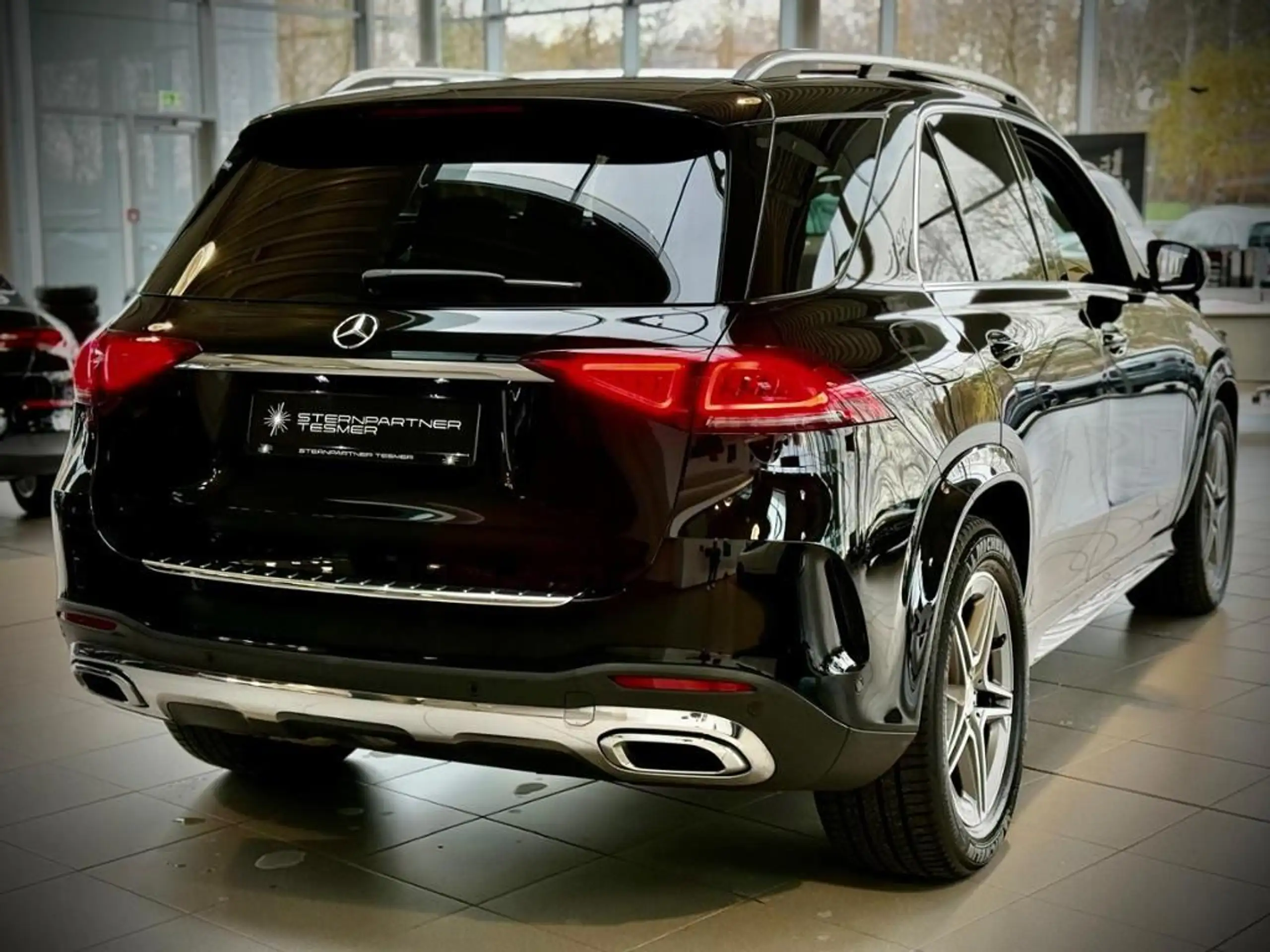 Mercedes-Benz - GLE 350