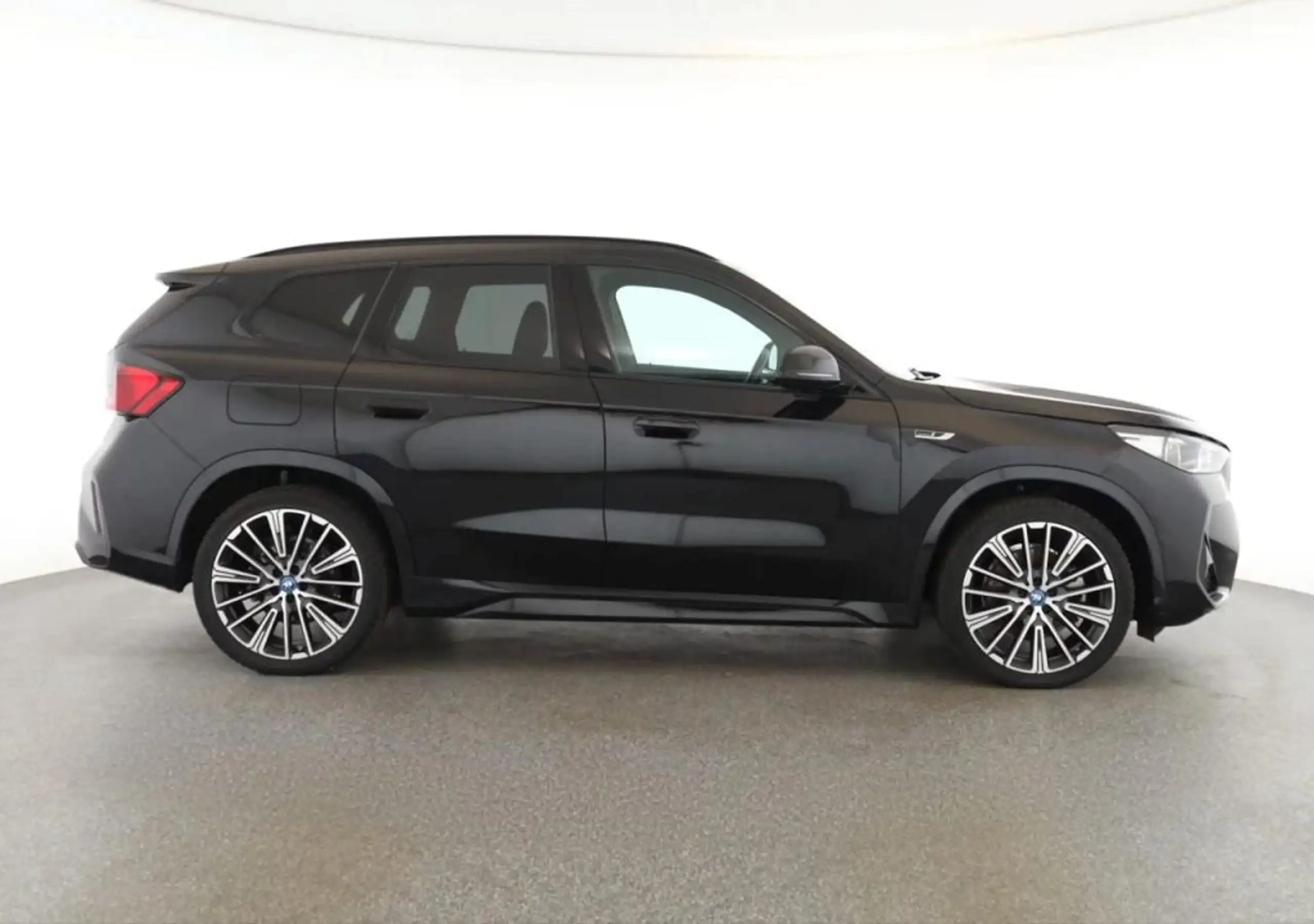 BMW - X1