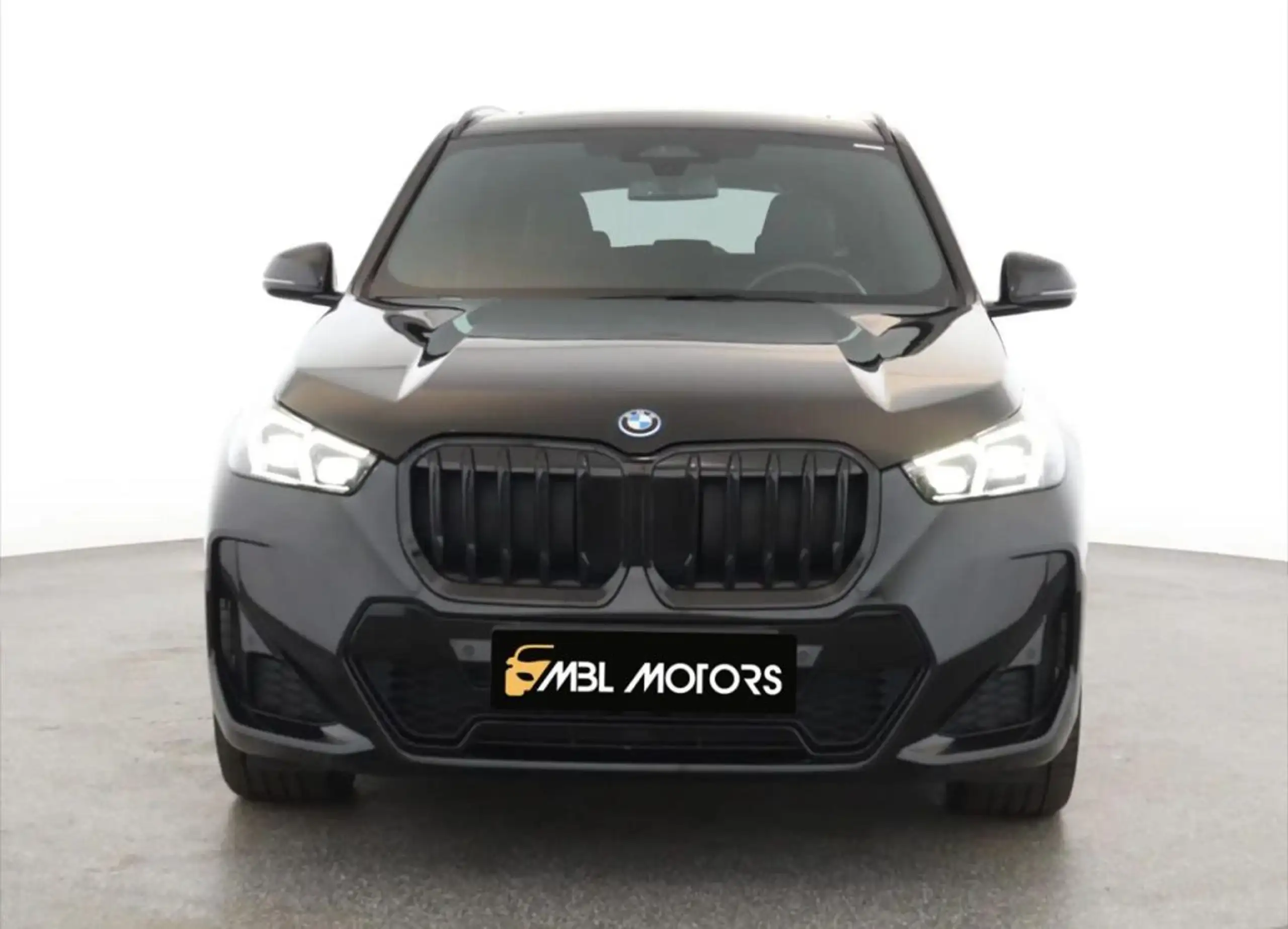 BMW - X1