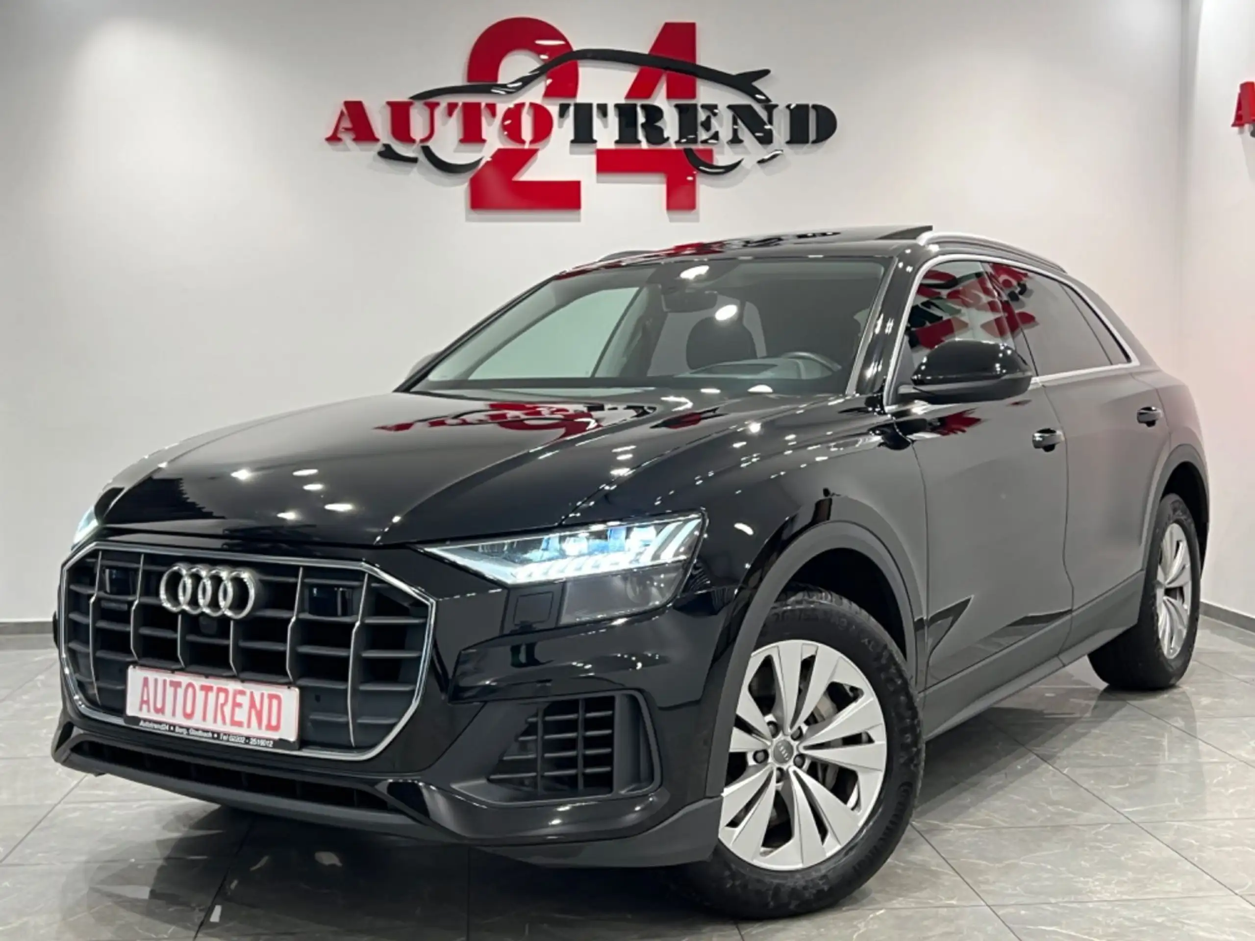 Audi - Q8