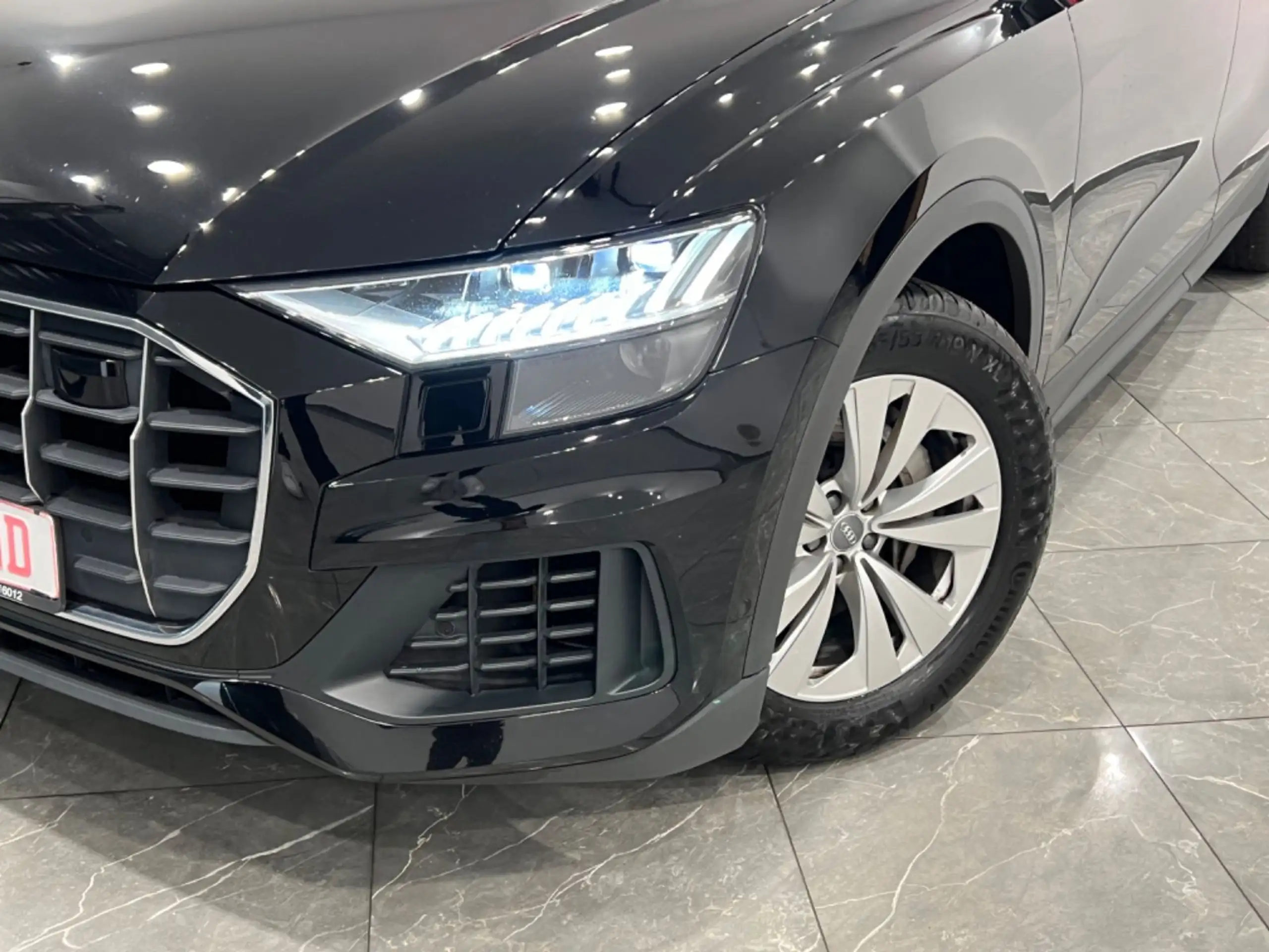 Audi - Q8