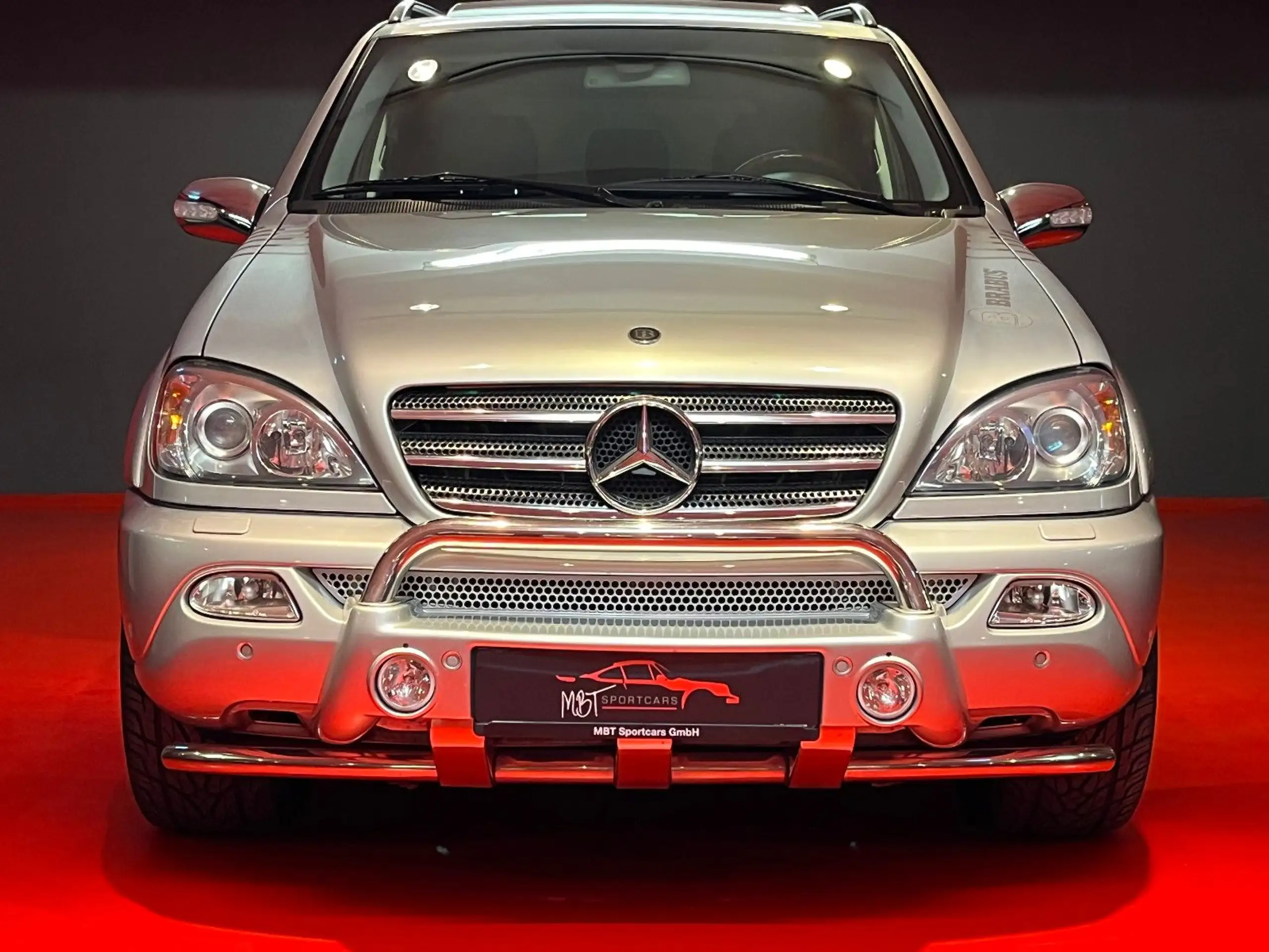 Mercedes-Benz - ML 500