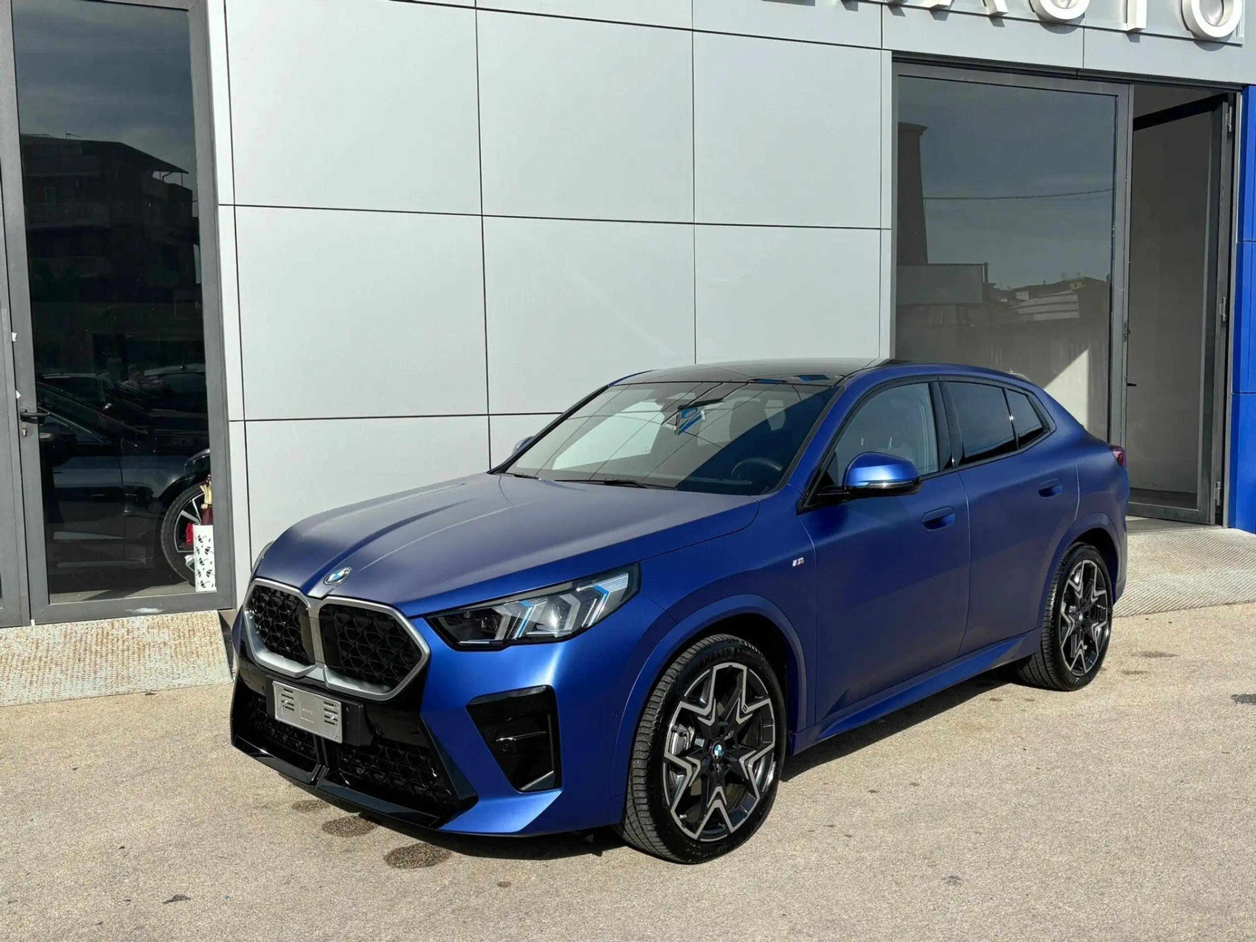 BMW - X2