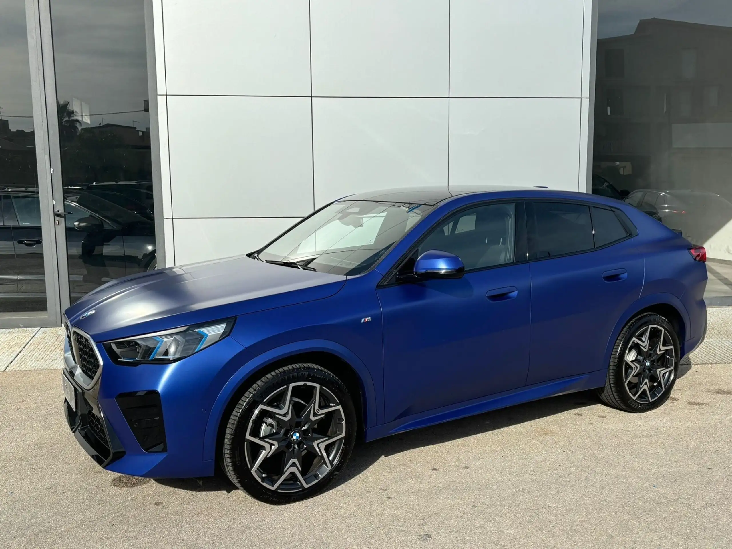 BMW - X2