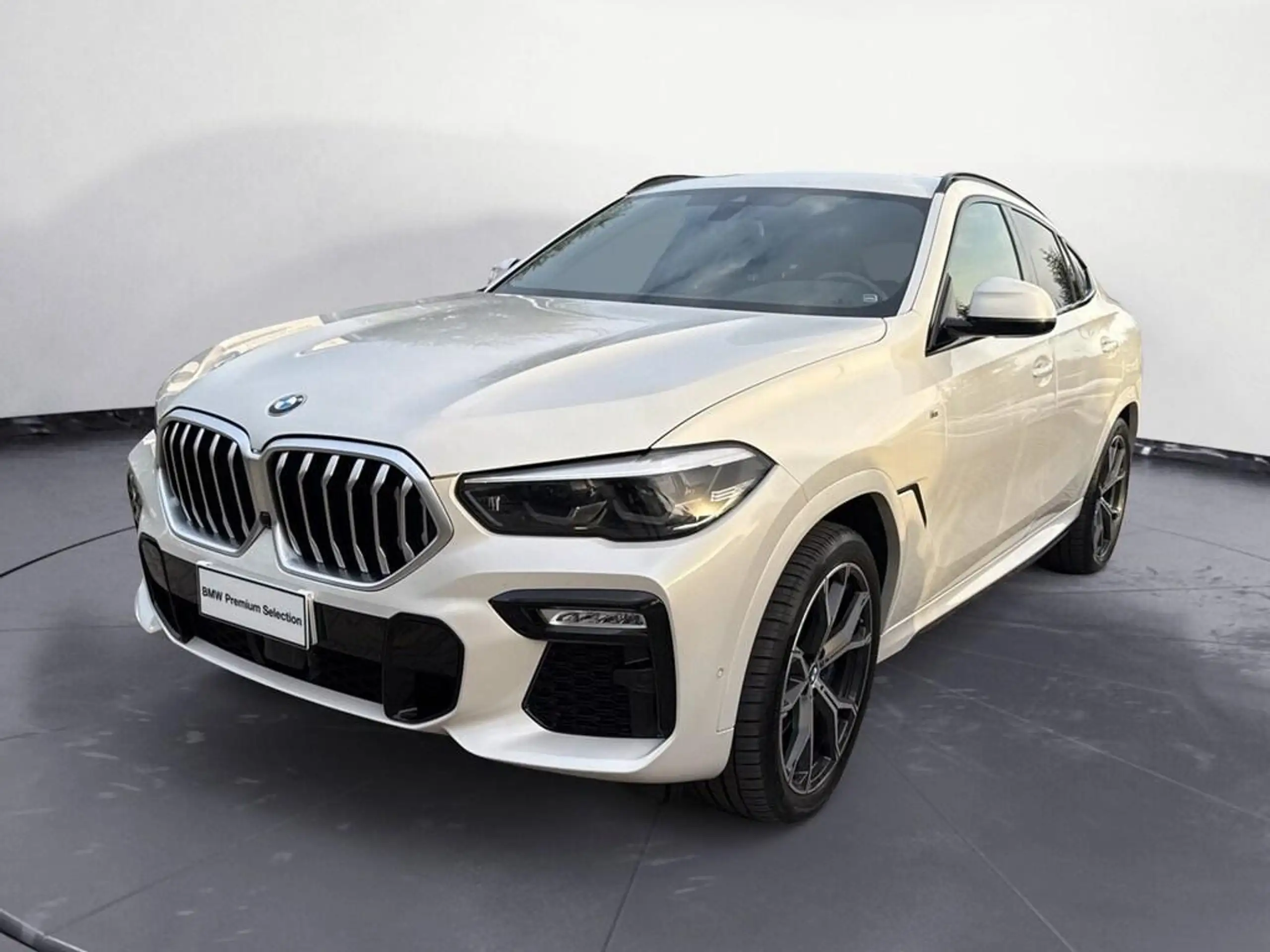 BMW - X6