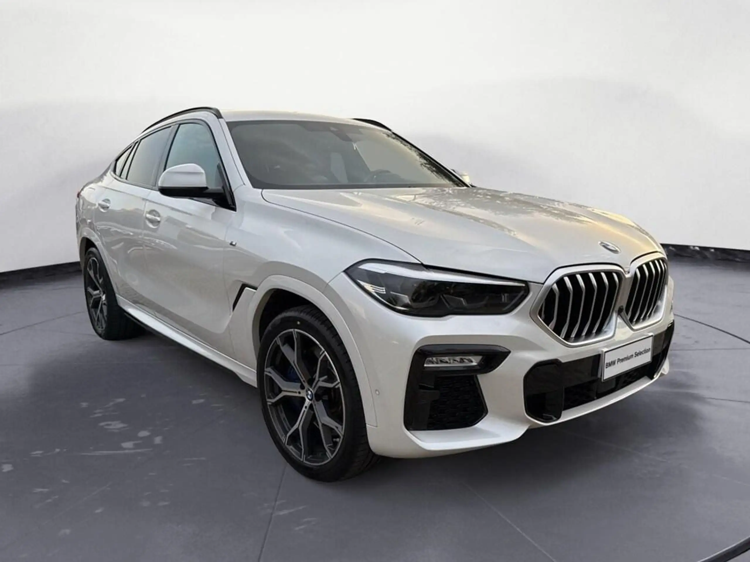 BMW - X6