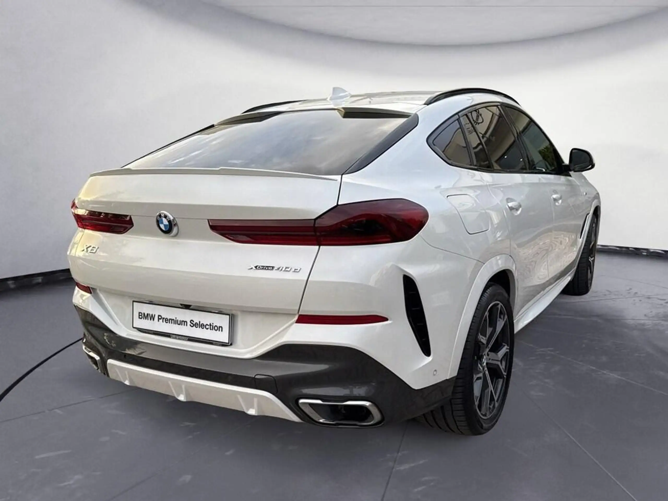 BMW - X6