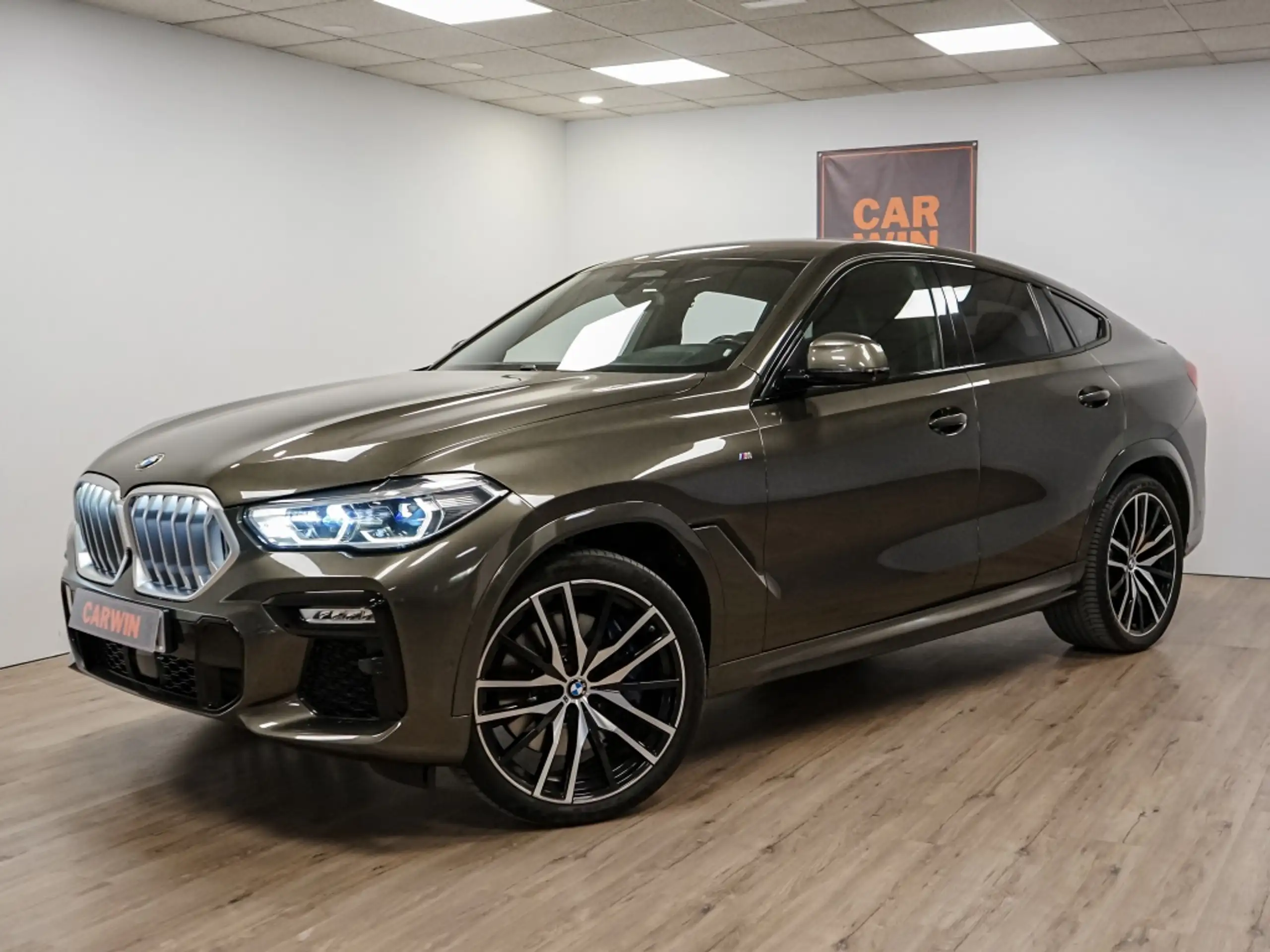 BMW - X6