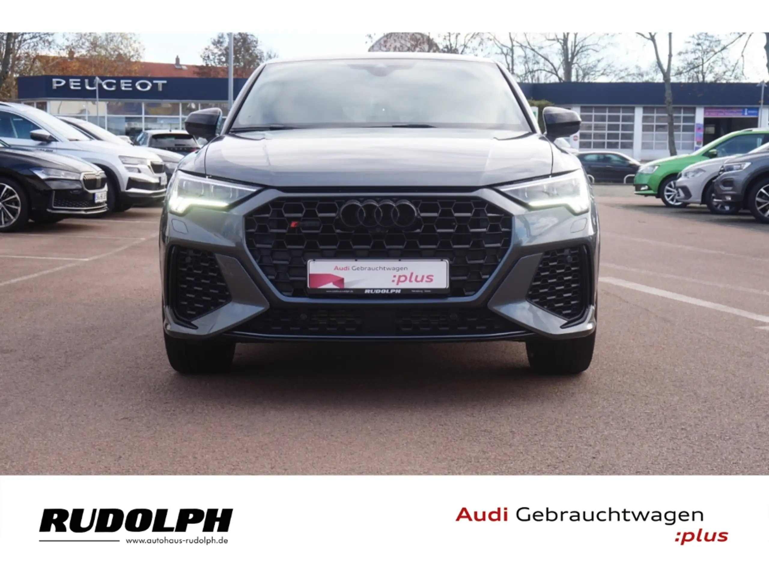 Audi - RS Q3