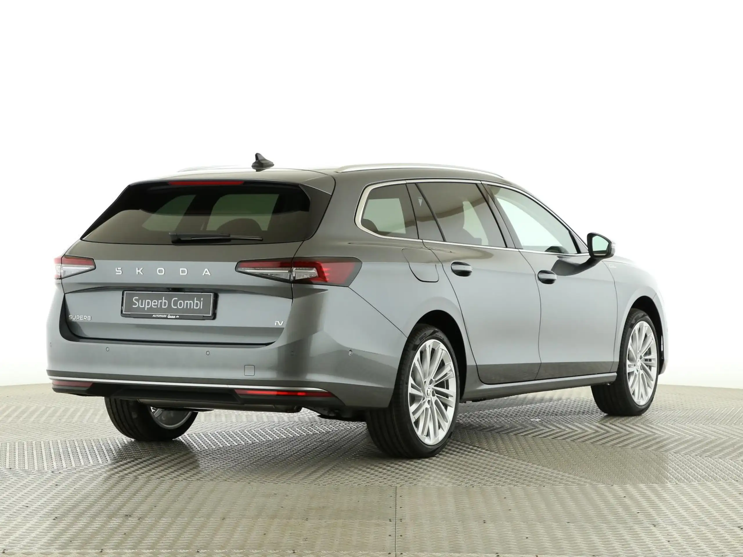 Skoda - Superb