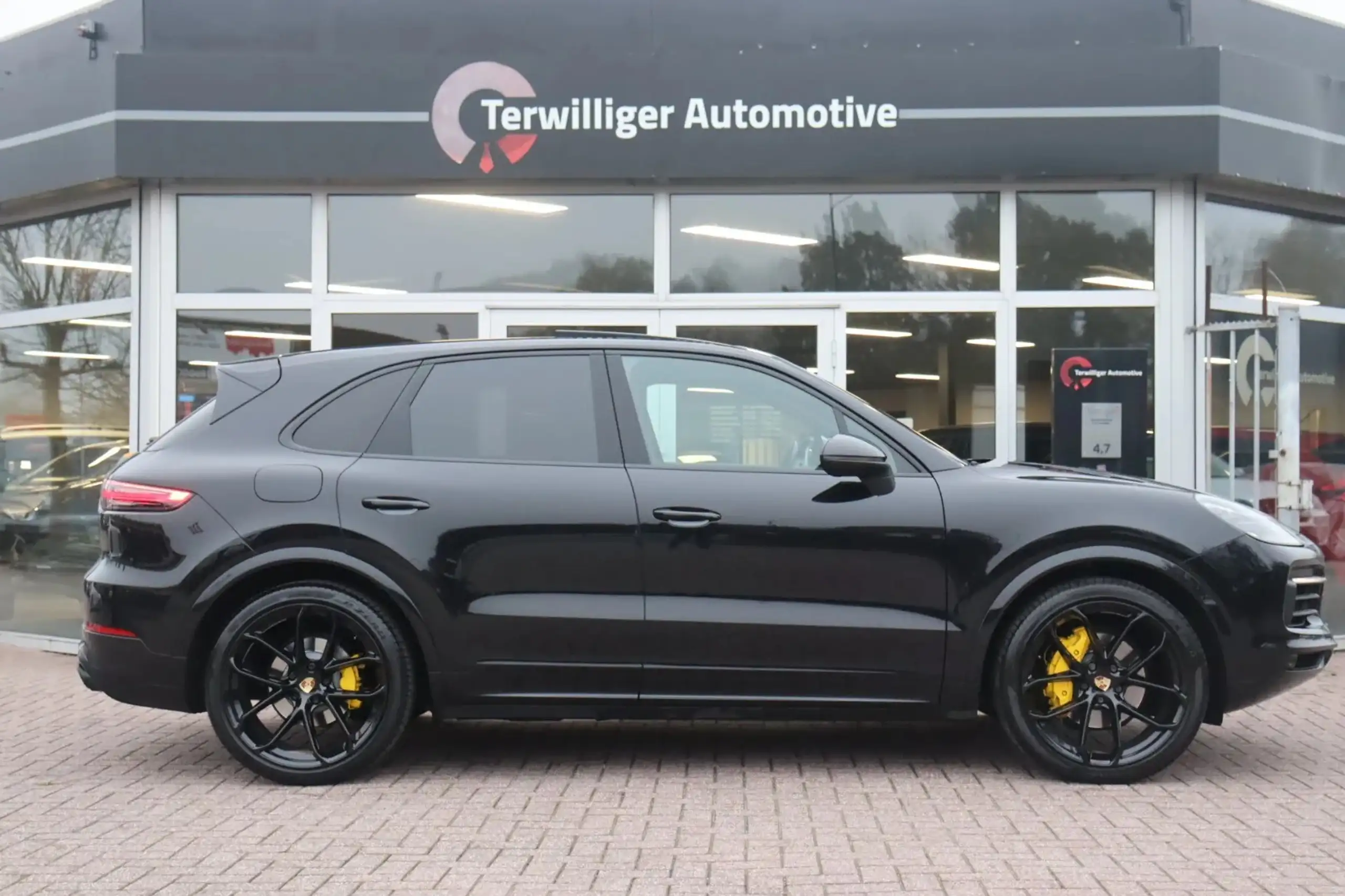 Porsche - Cayenne