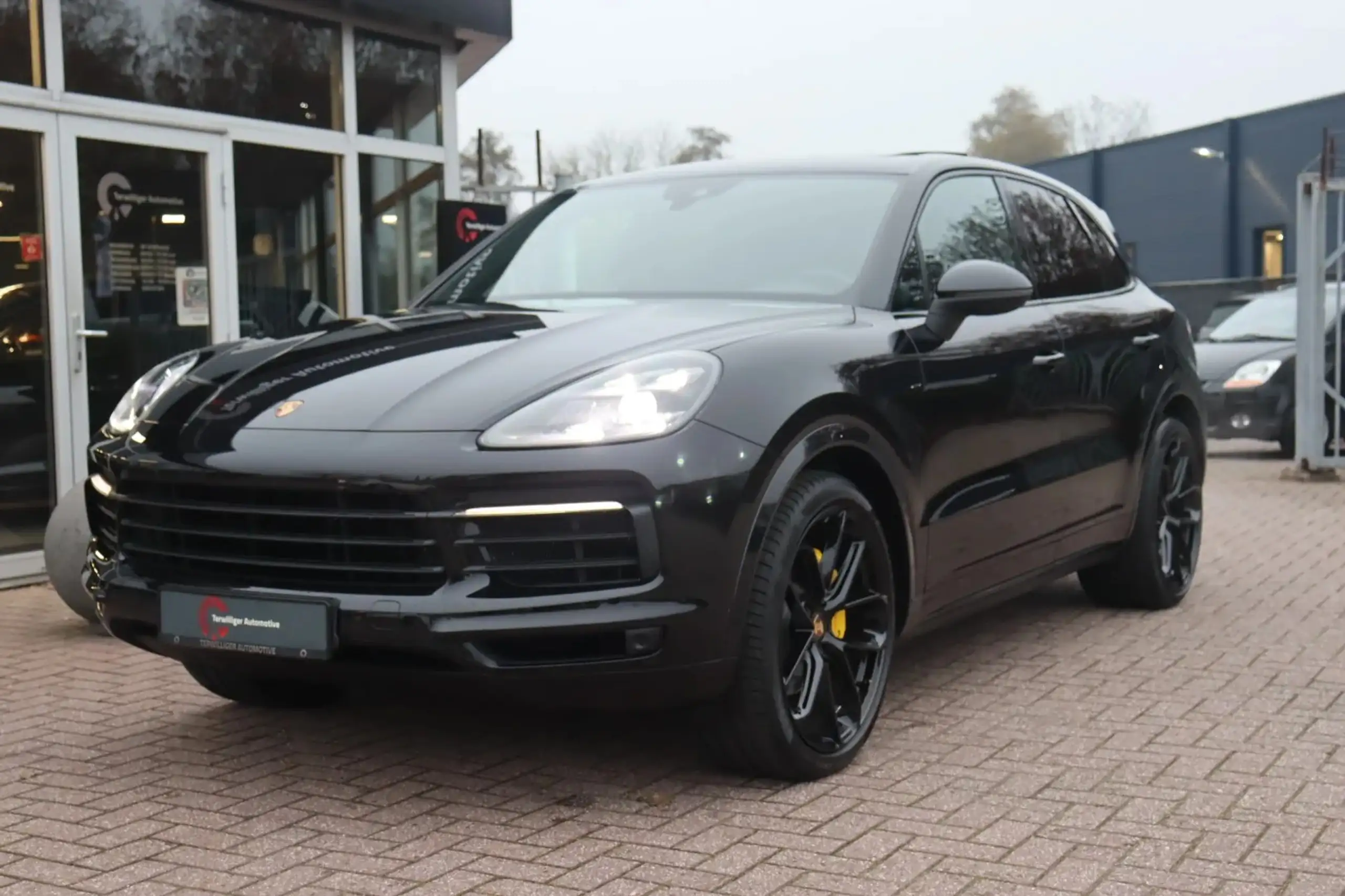 Porsche - Cayenne