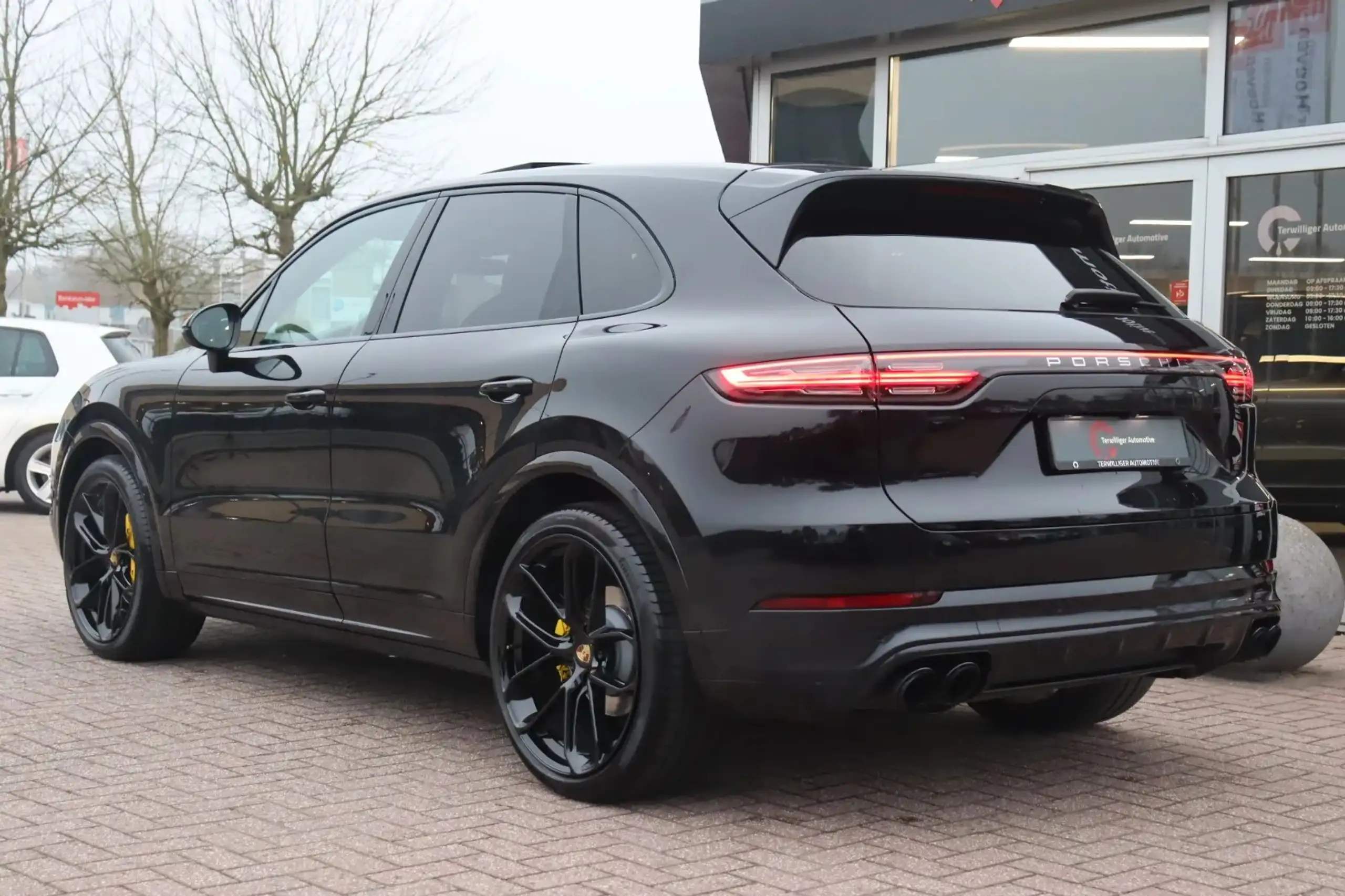 Porsche - Cayenne