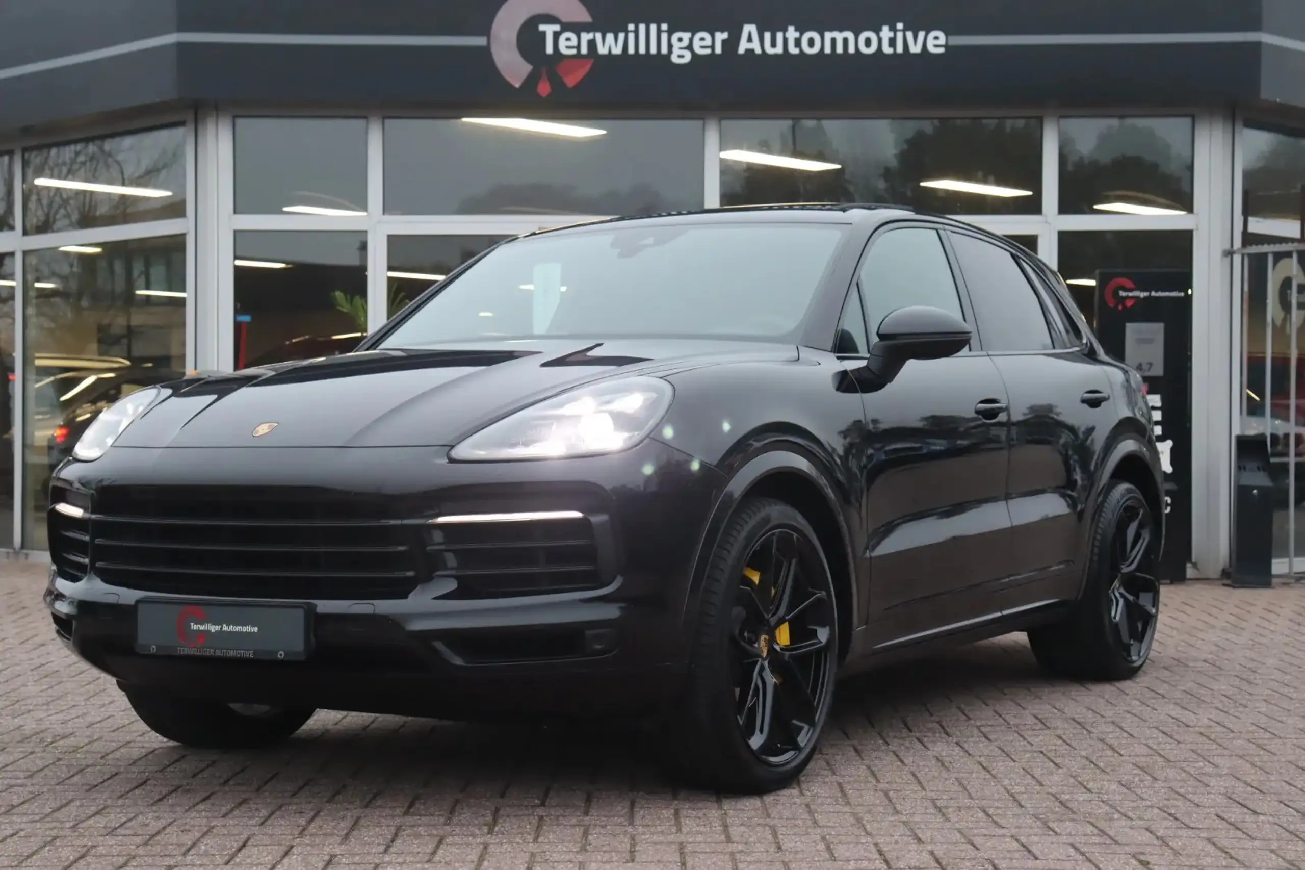 Porsche - Cayenne