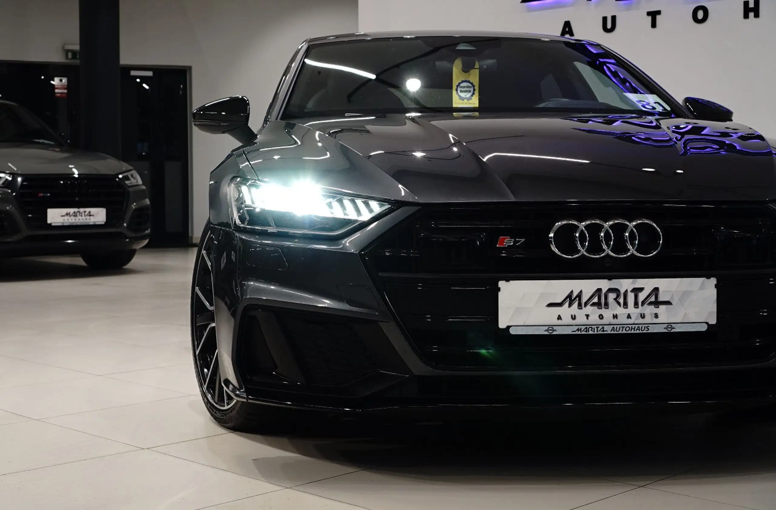 Audi - S7