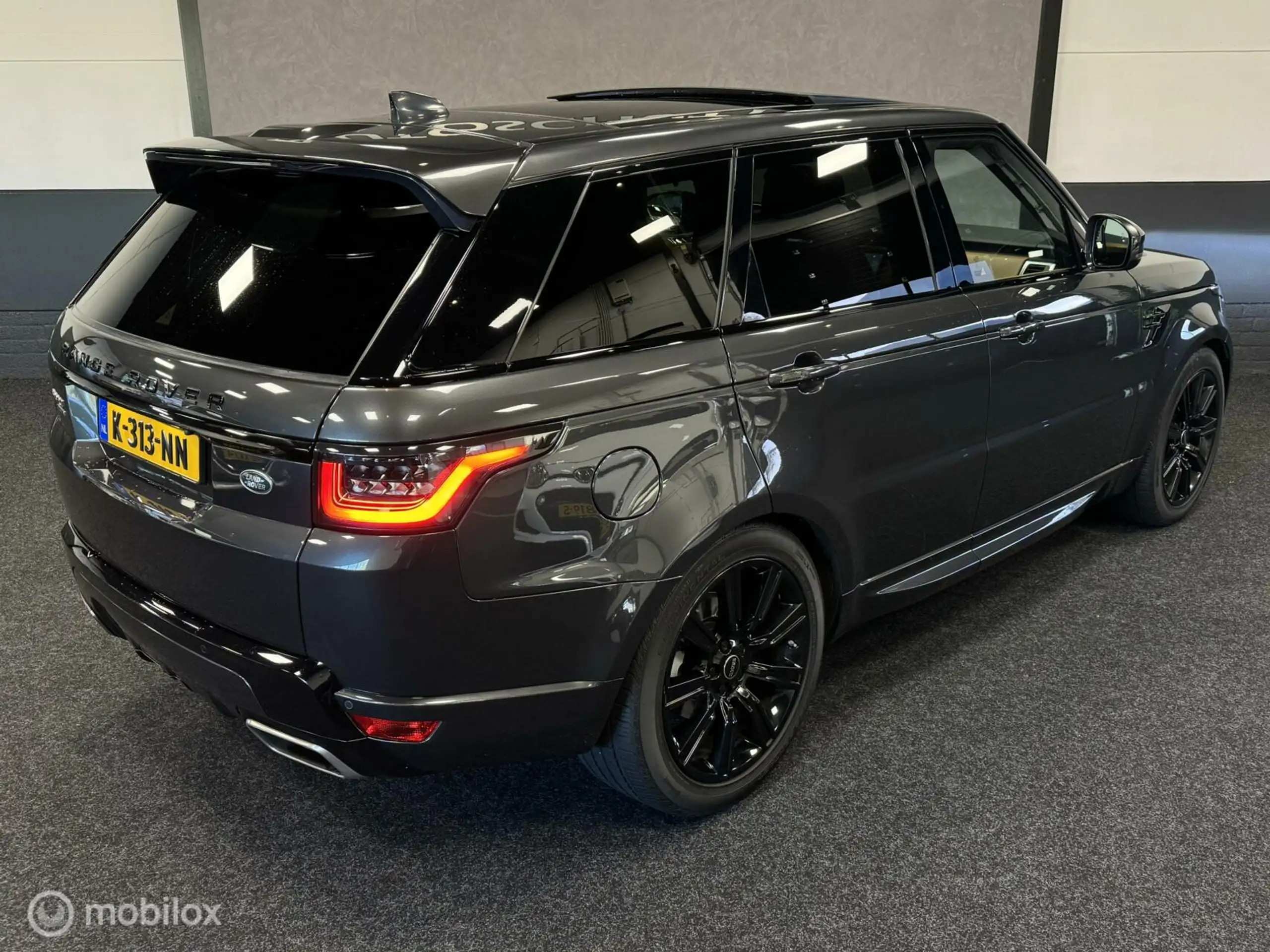 Land Rover - Range Rover Sport