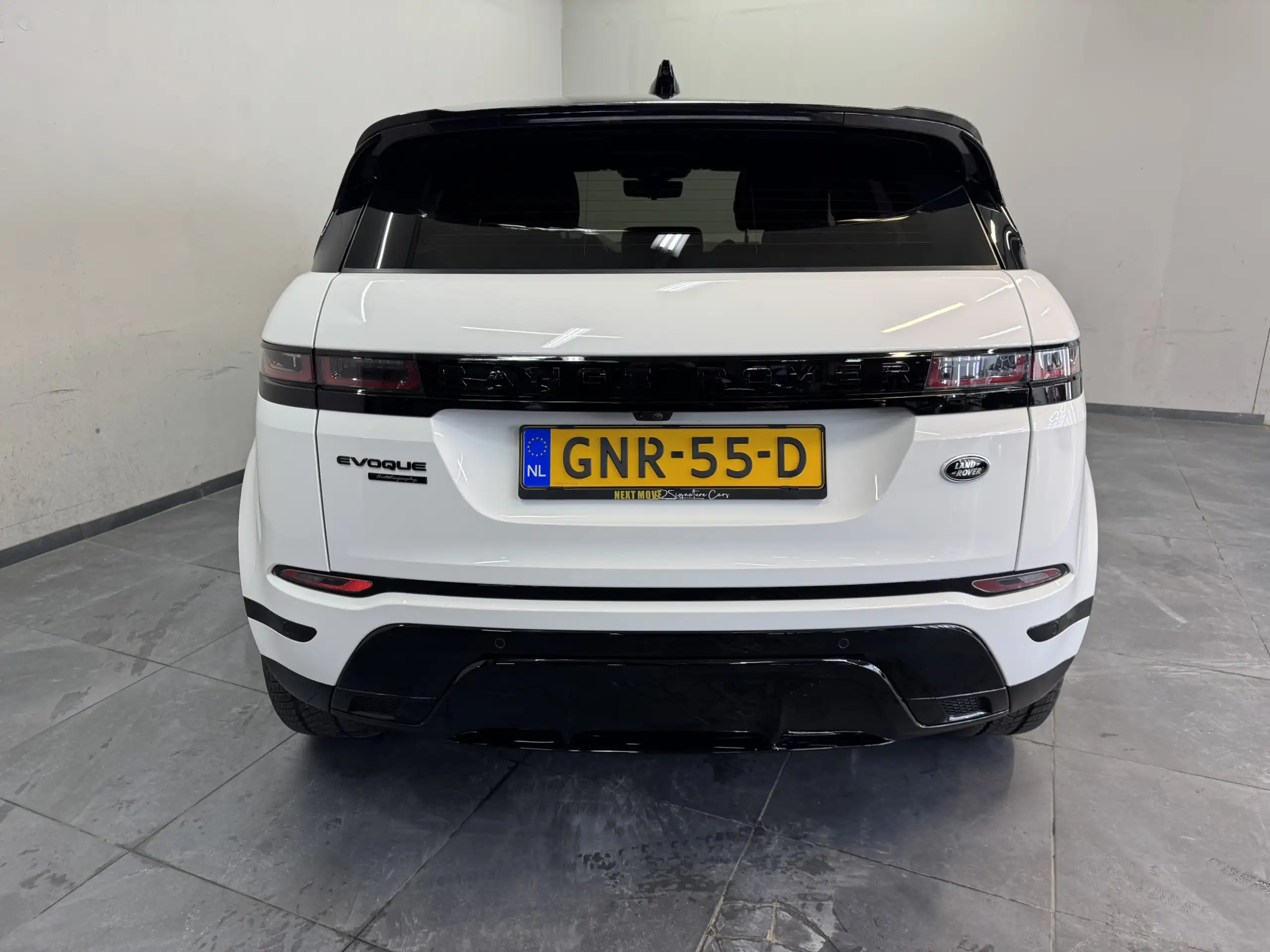 Land Rover - Range Rover Evoque