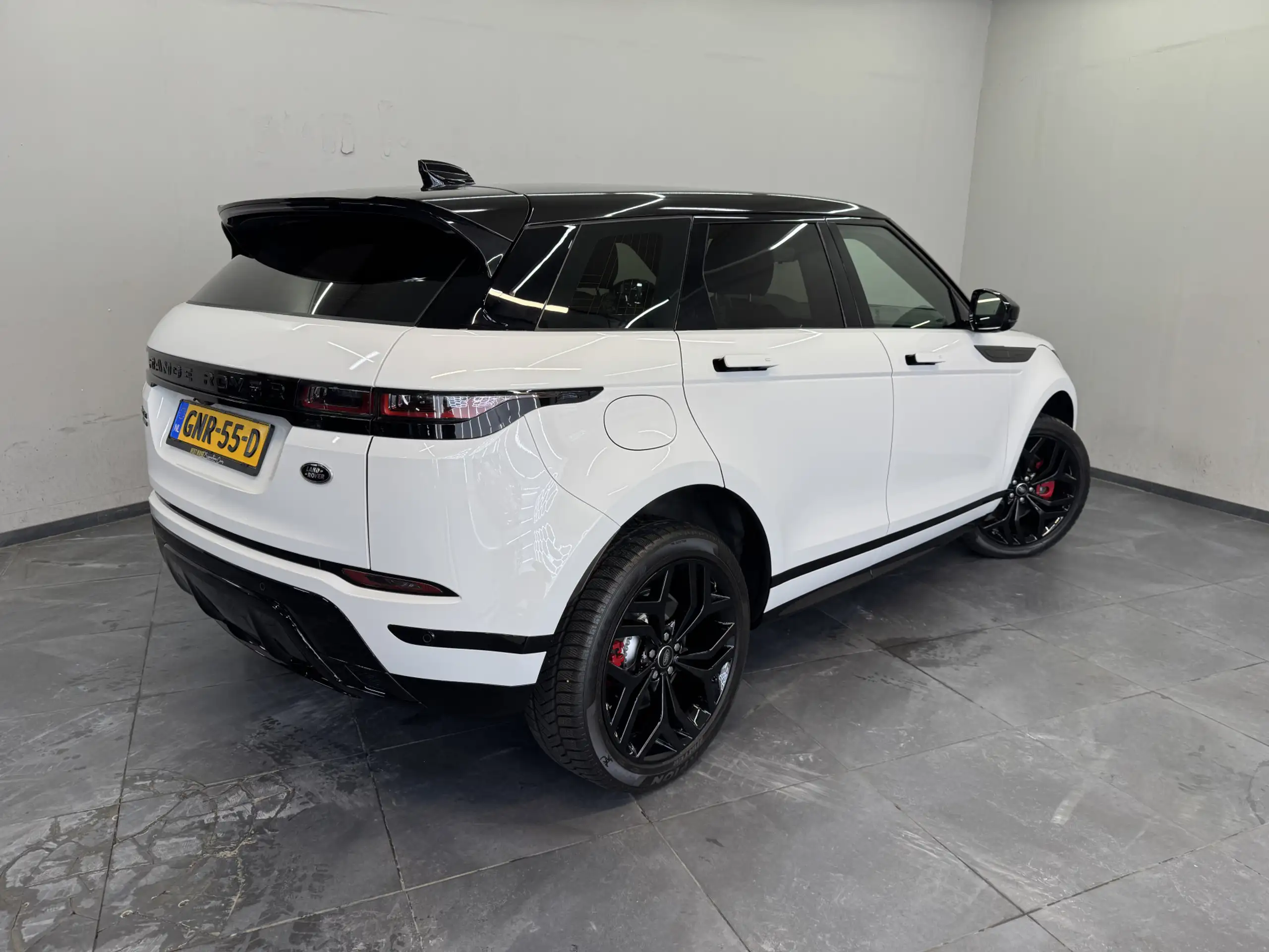 Land Rover - Range Rover Evoque