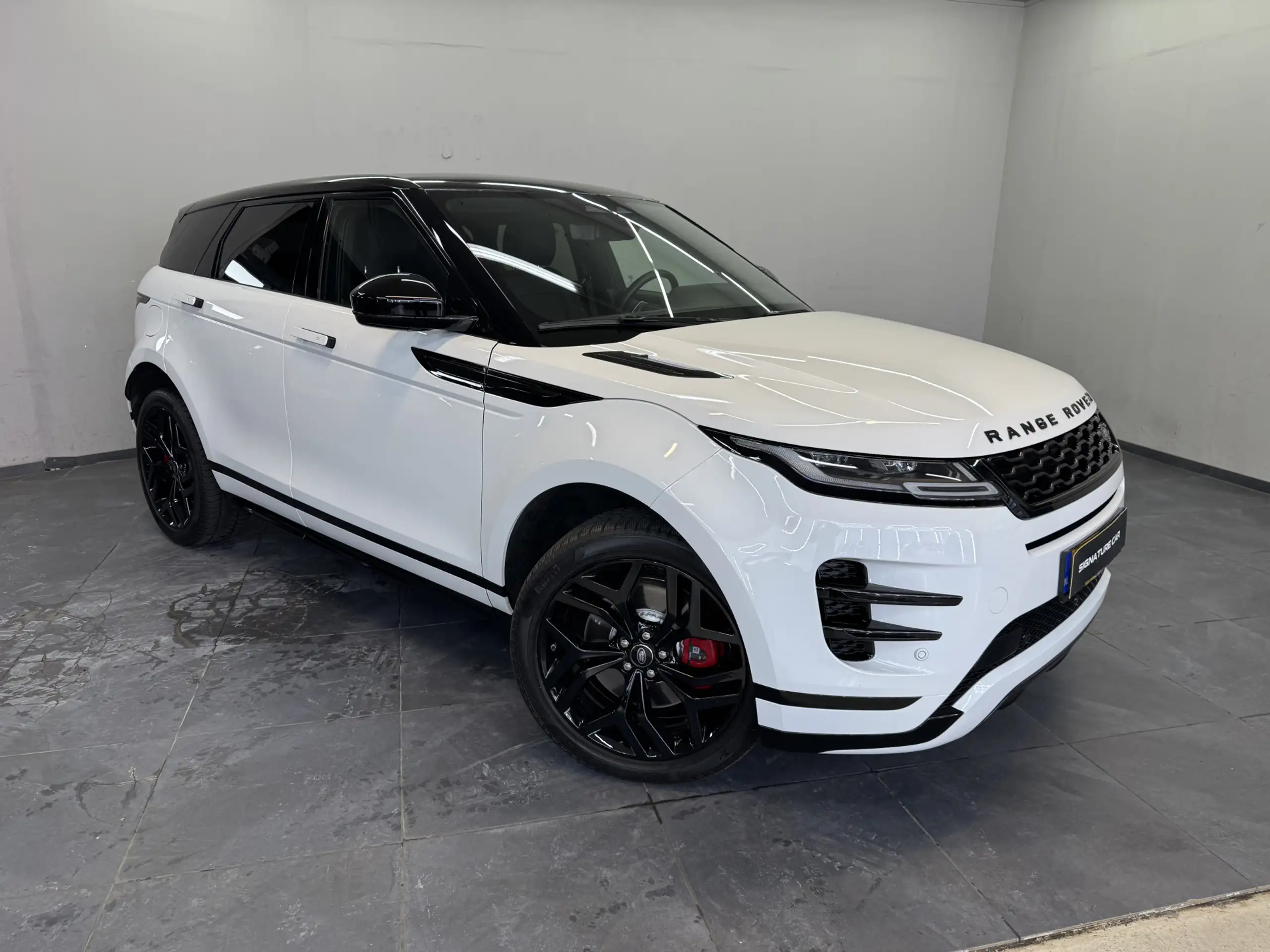 Land Rover - Range Rover Evoque