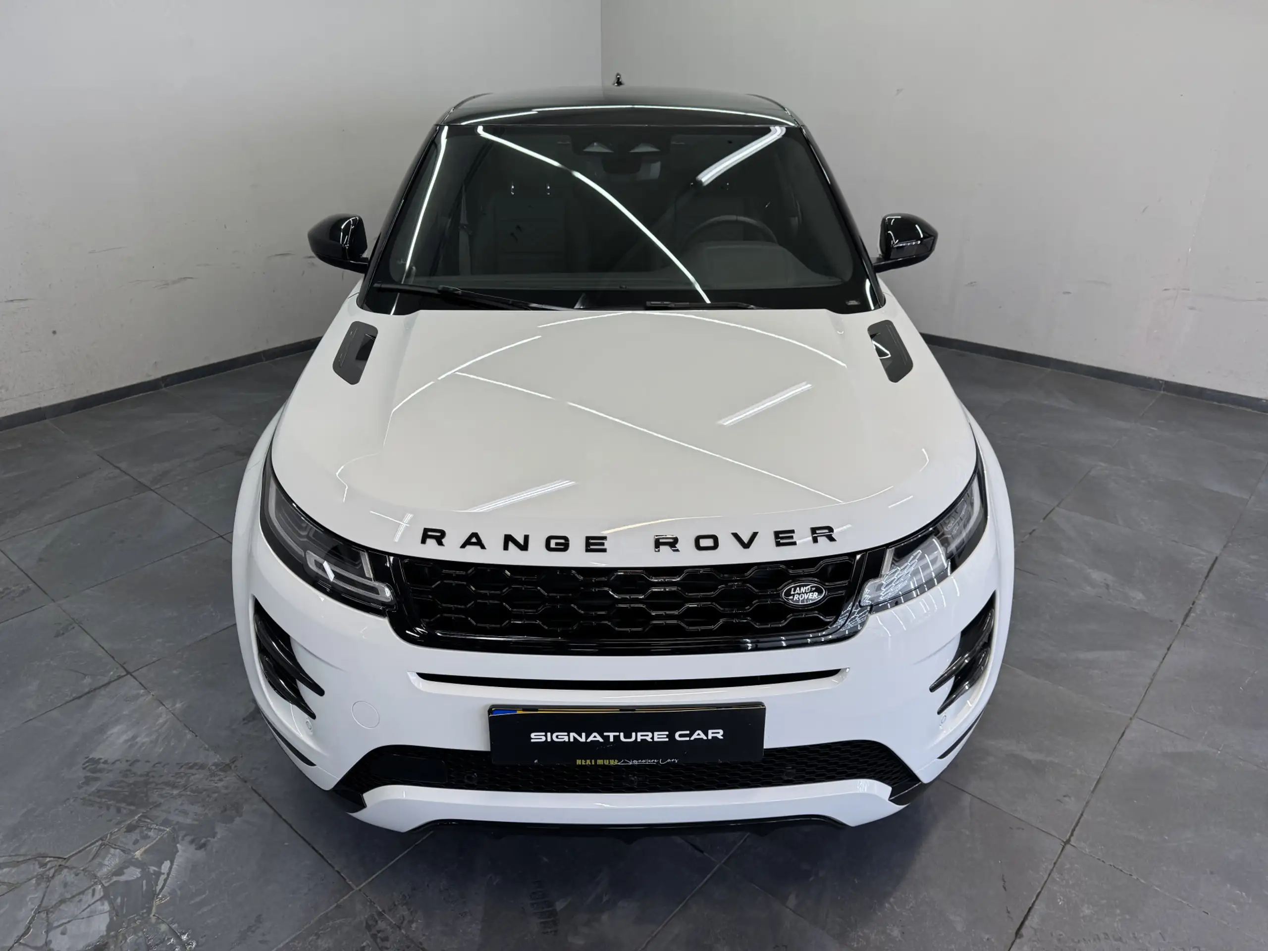 Land Rover - Range Rover Evoque