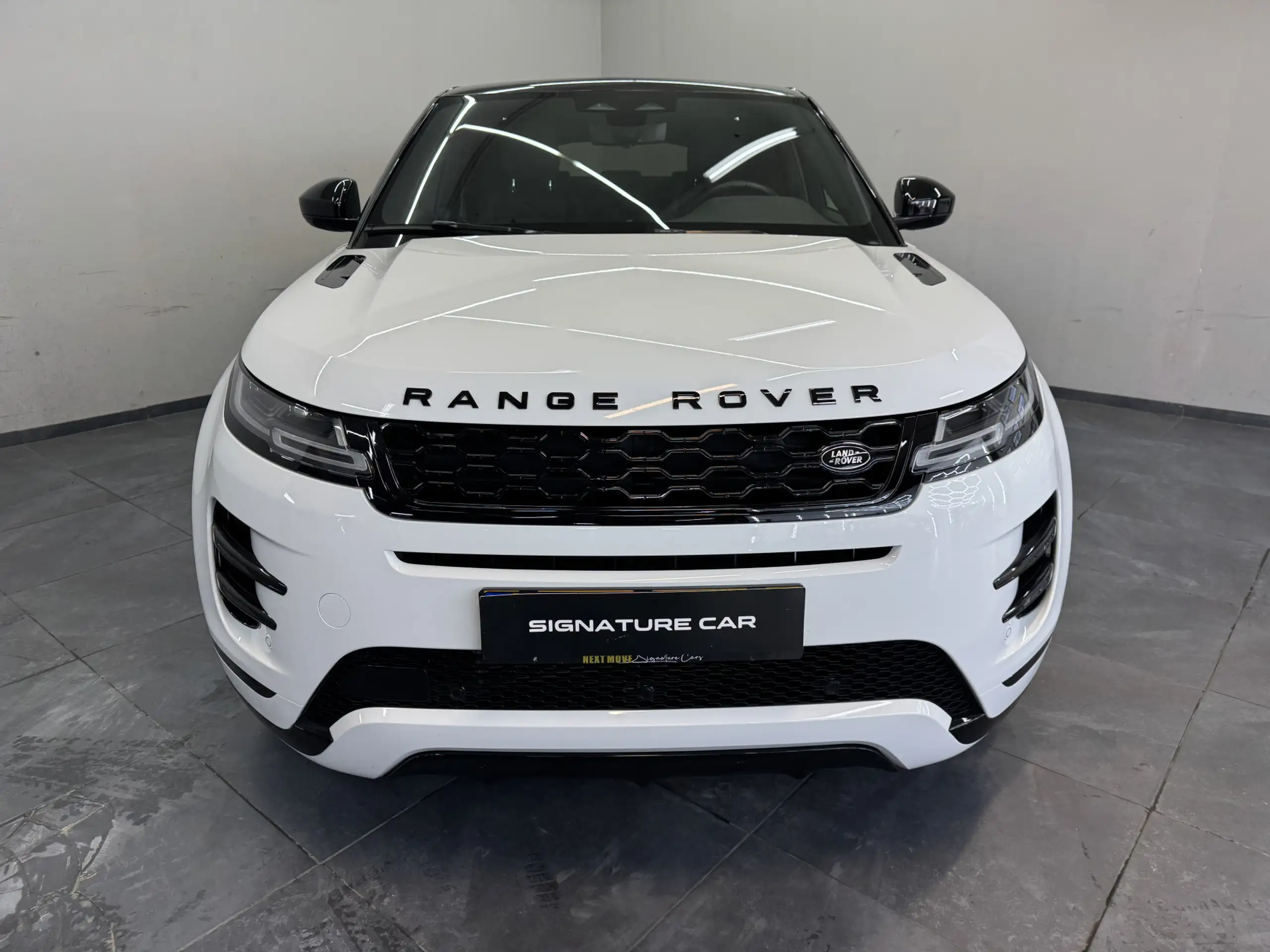 Land Rover - Range Rover Evoque