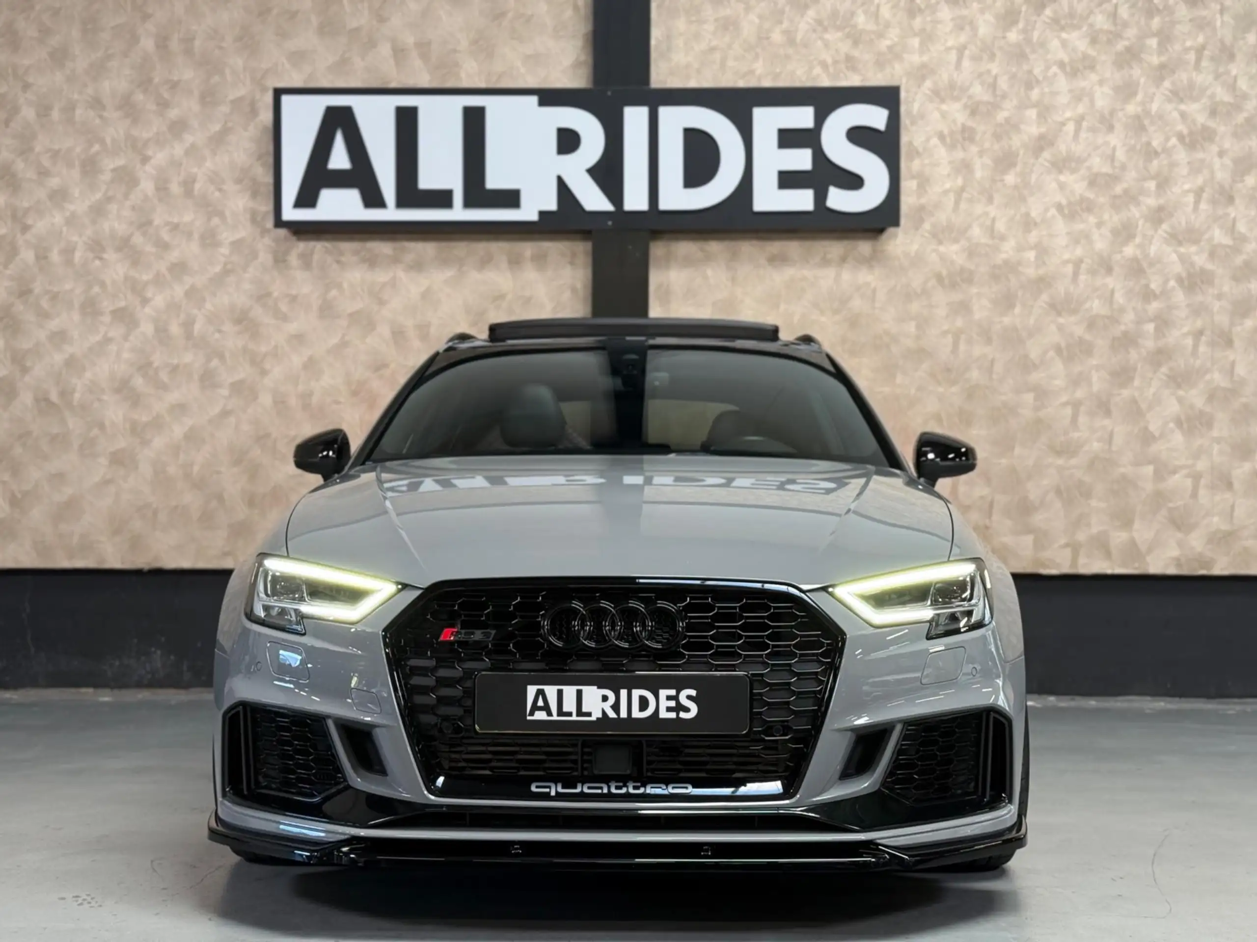 Audi - RS3