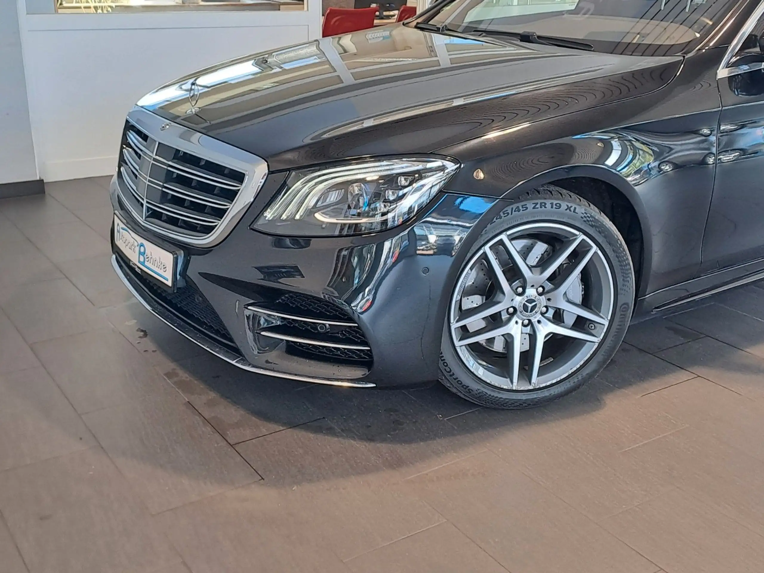 Mercedes-Benz - S 350