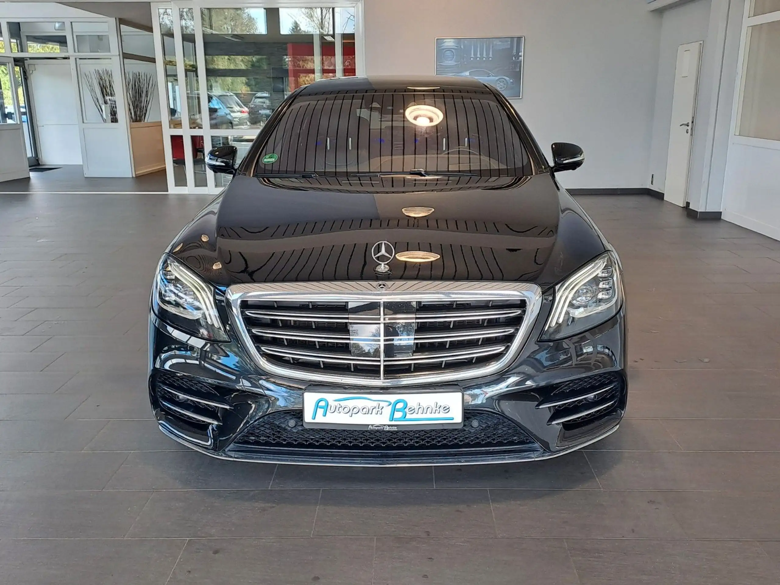 Mercedes-Benz - S 350