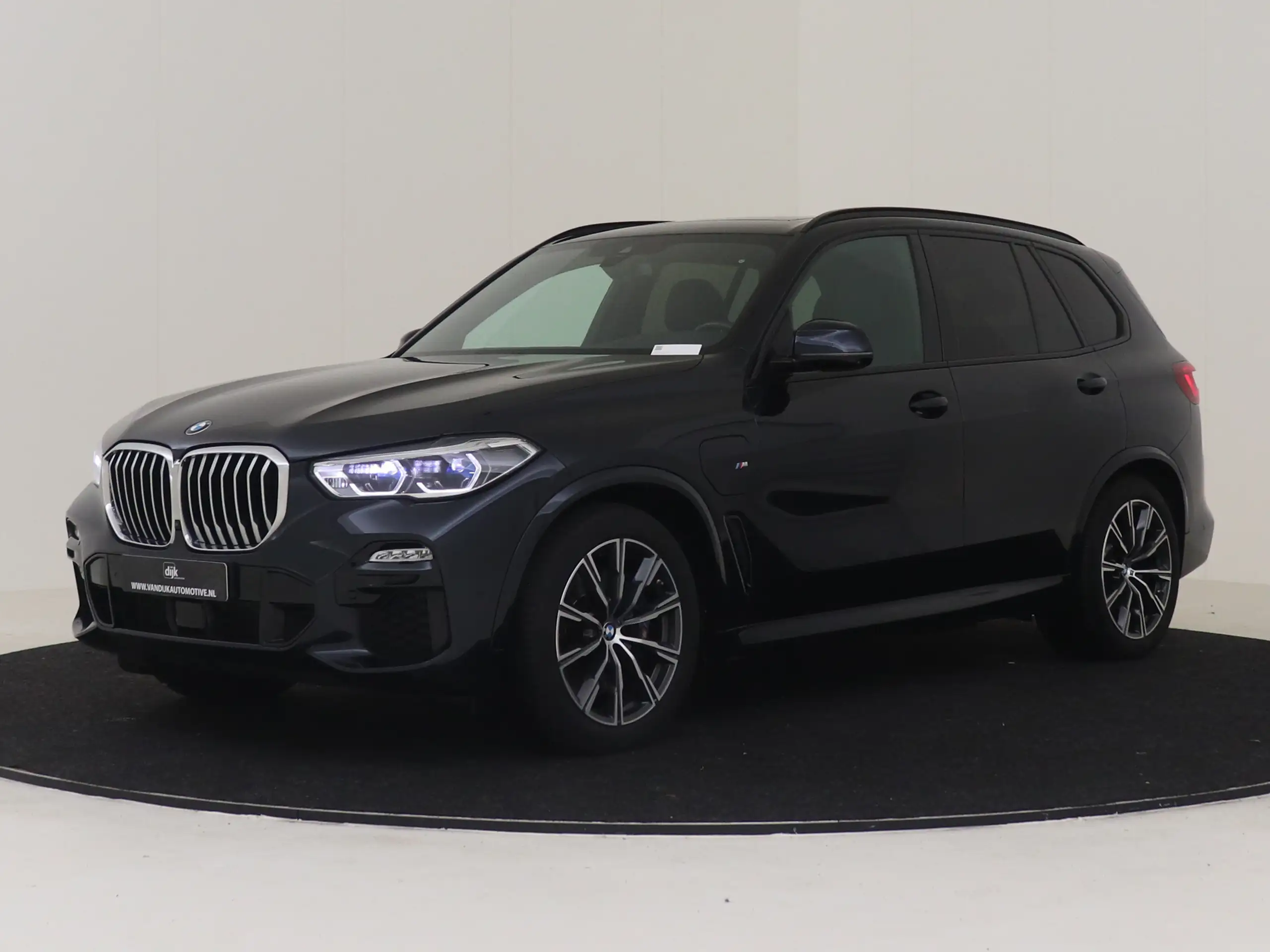 BMW - X5