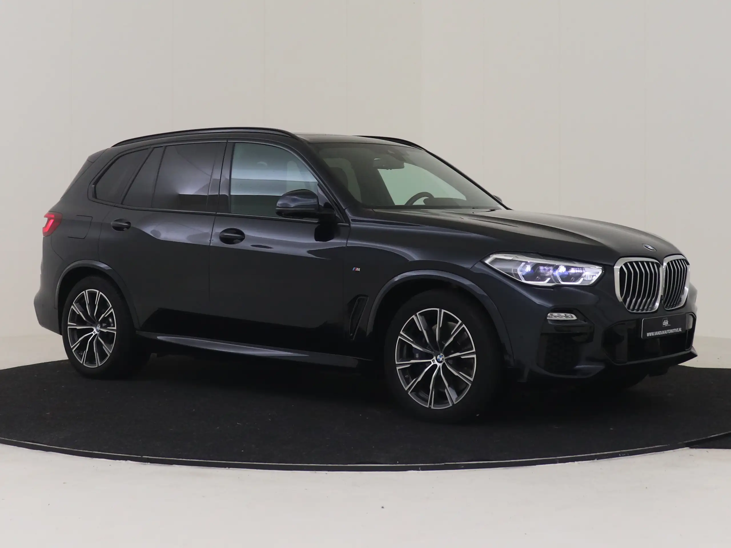 BMW X5 2021