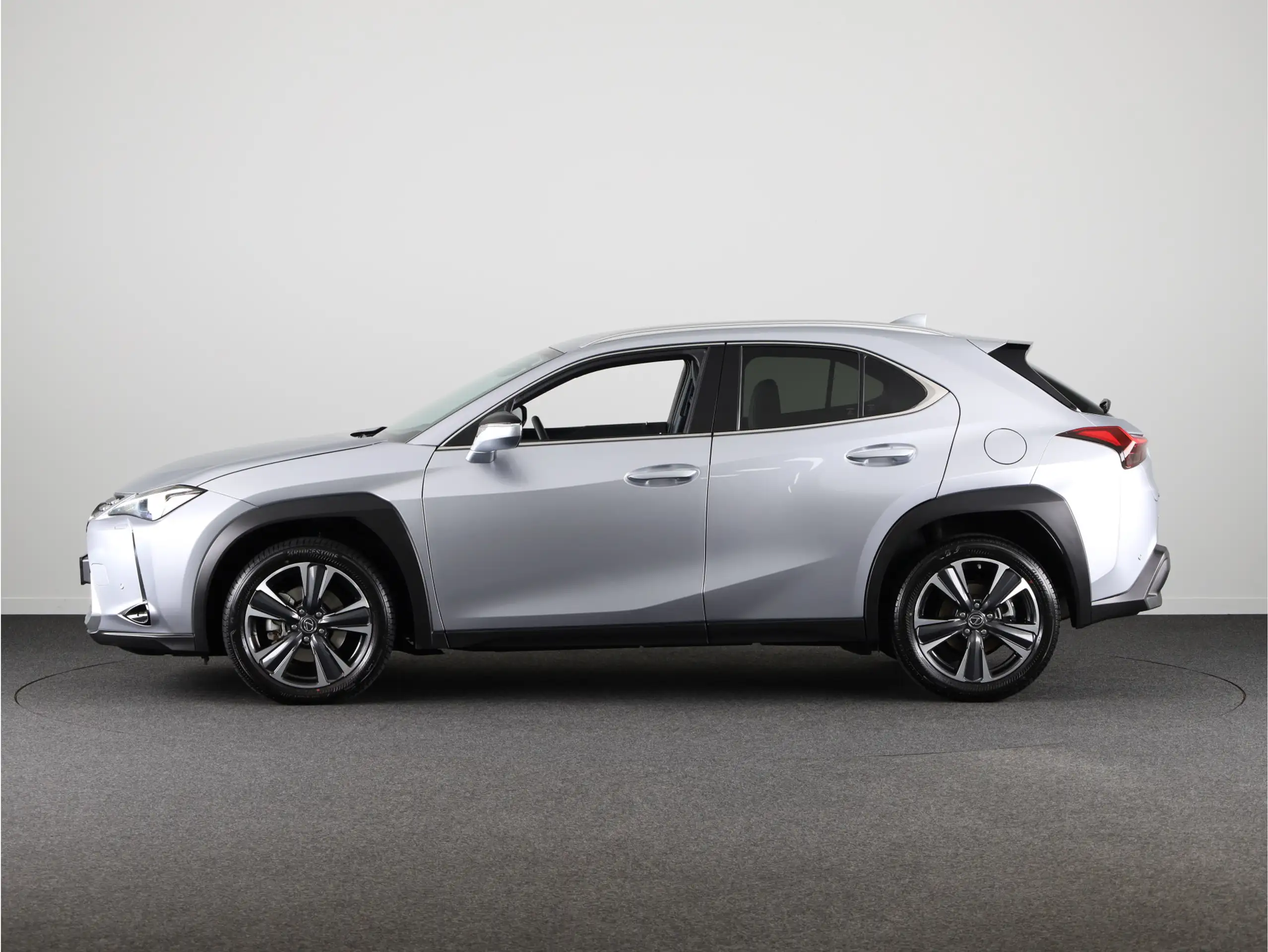 Lexus - UX 250h