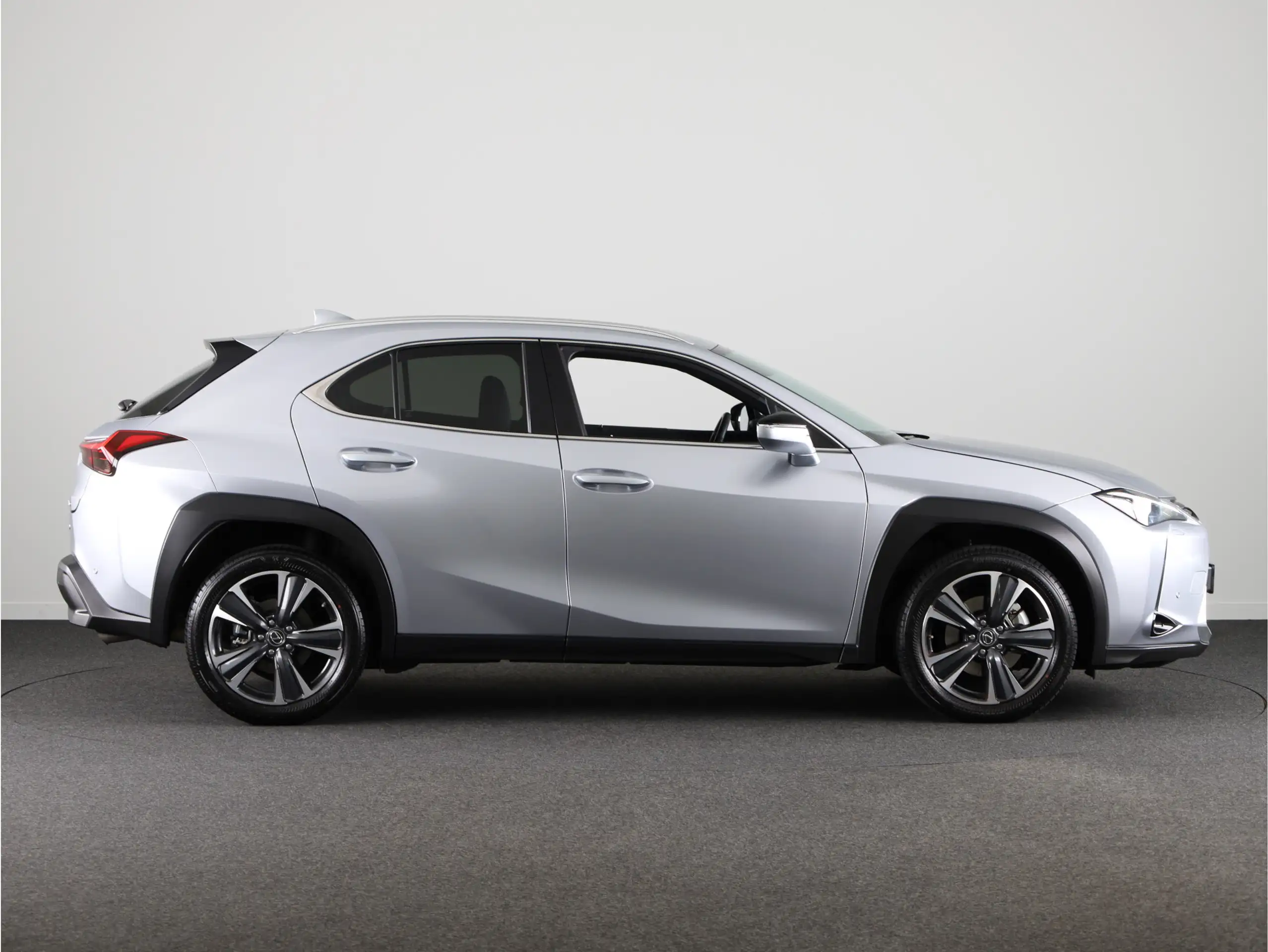 Lexus - UX 250h