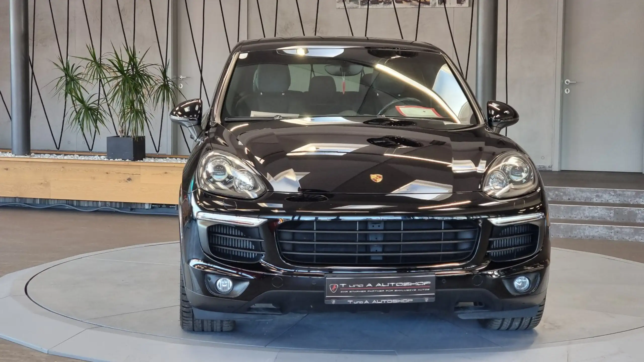 Porsche - Cayenne