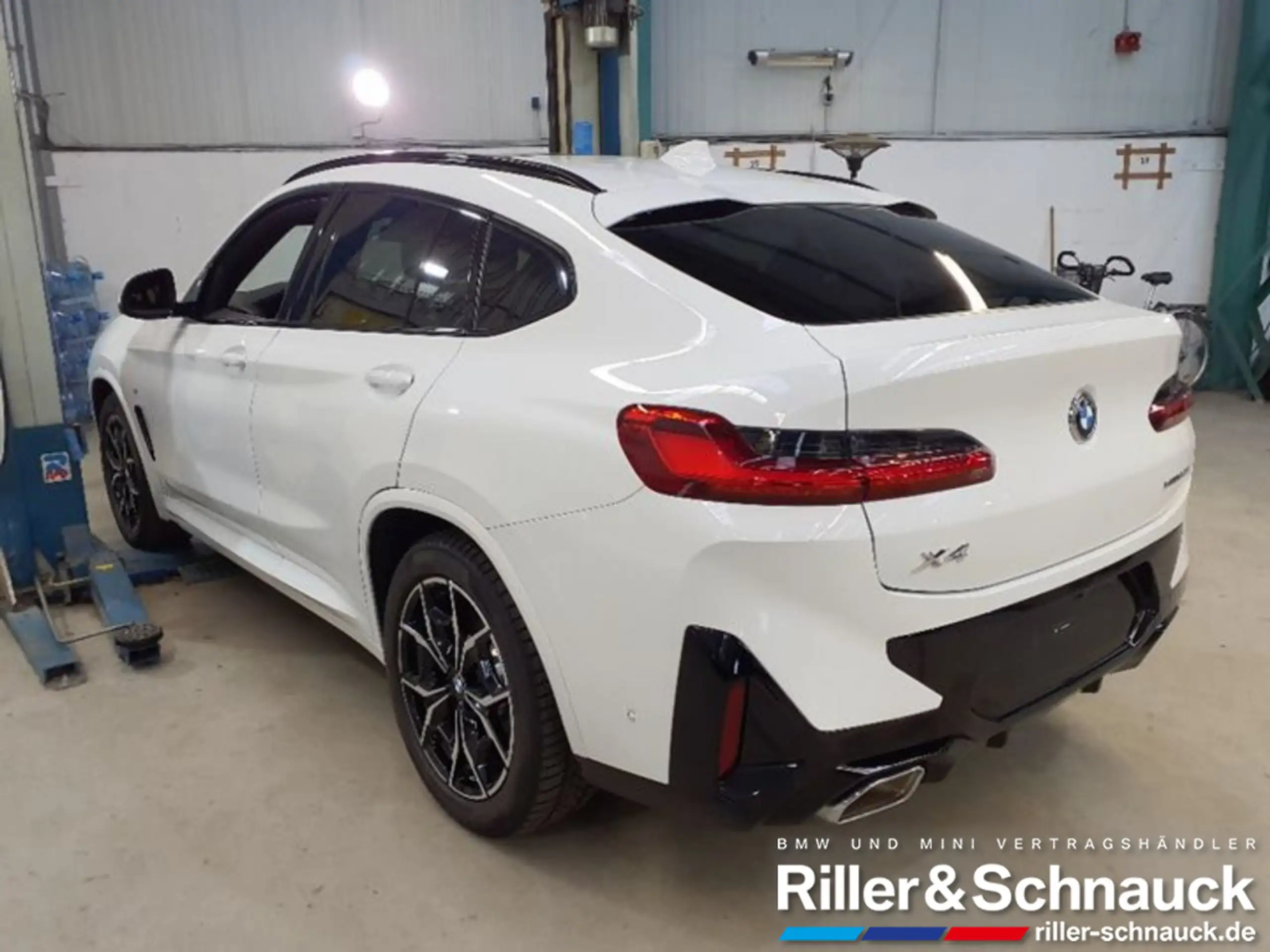 BMW - X4