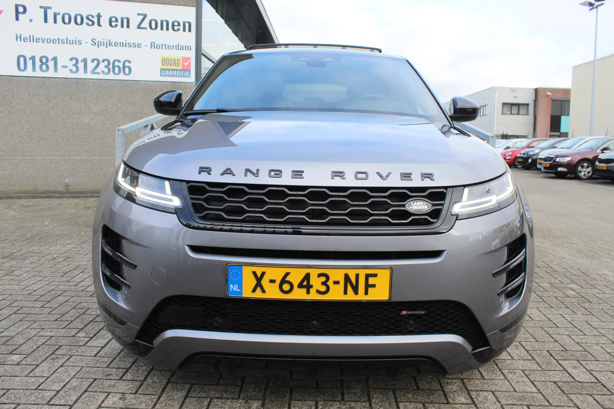 Land Rover - Range Rover Evoque