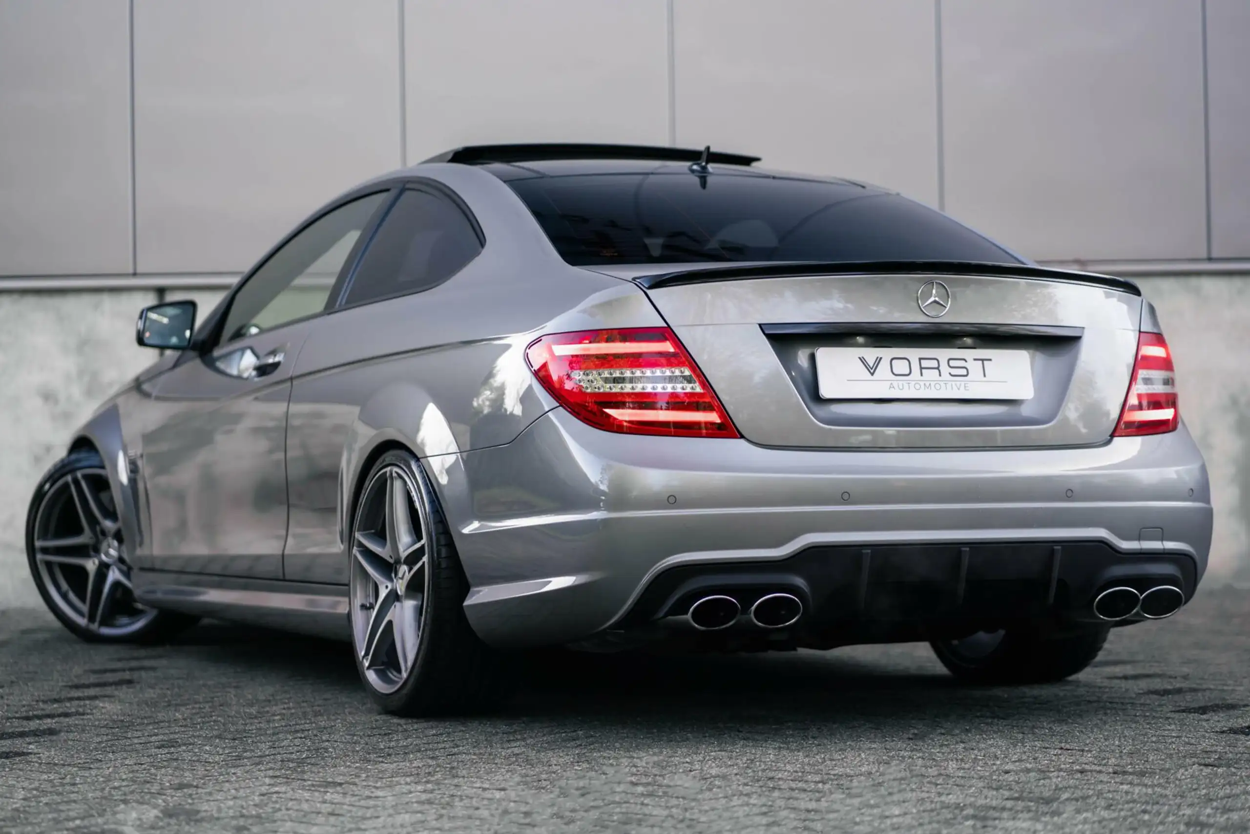 Mercedes-Benz - C 63 AMG