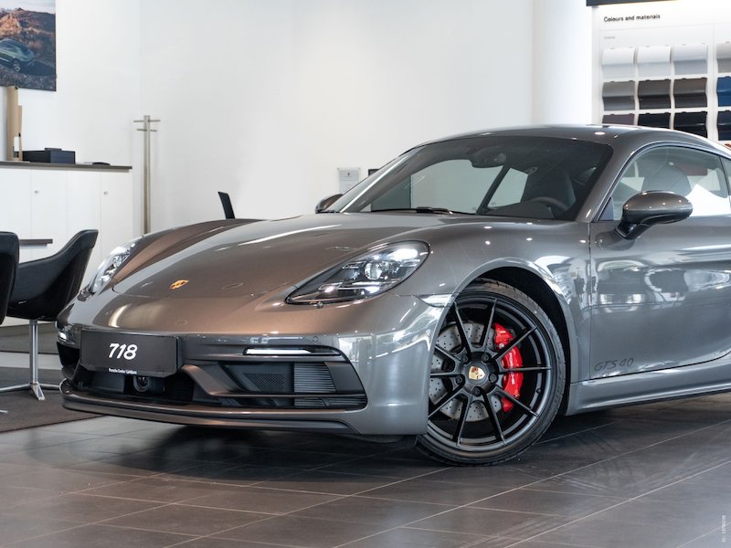 Porsche - Cayman