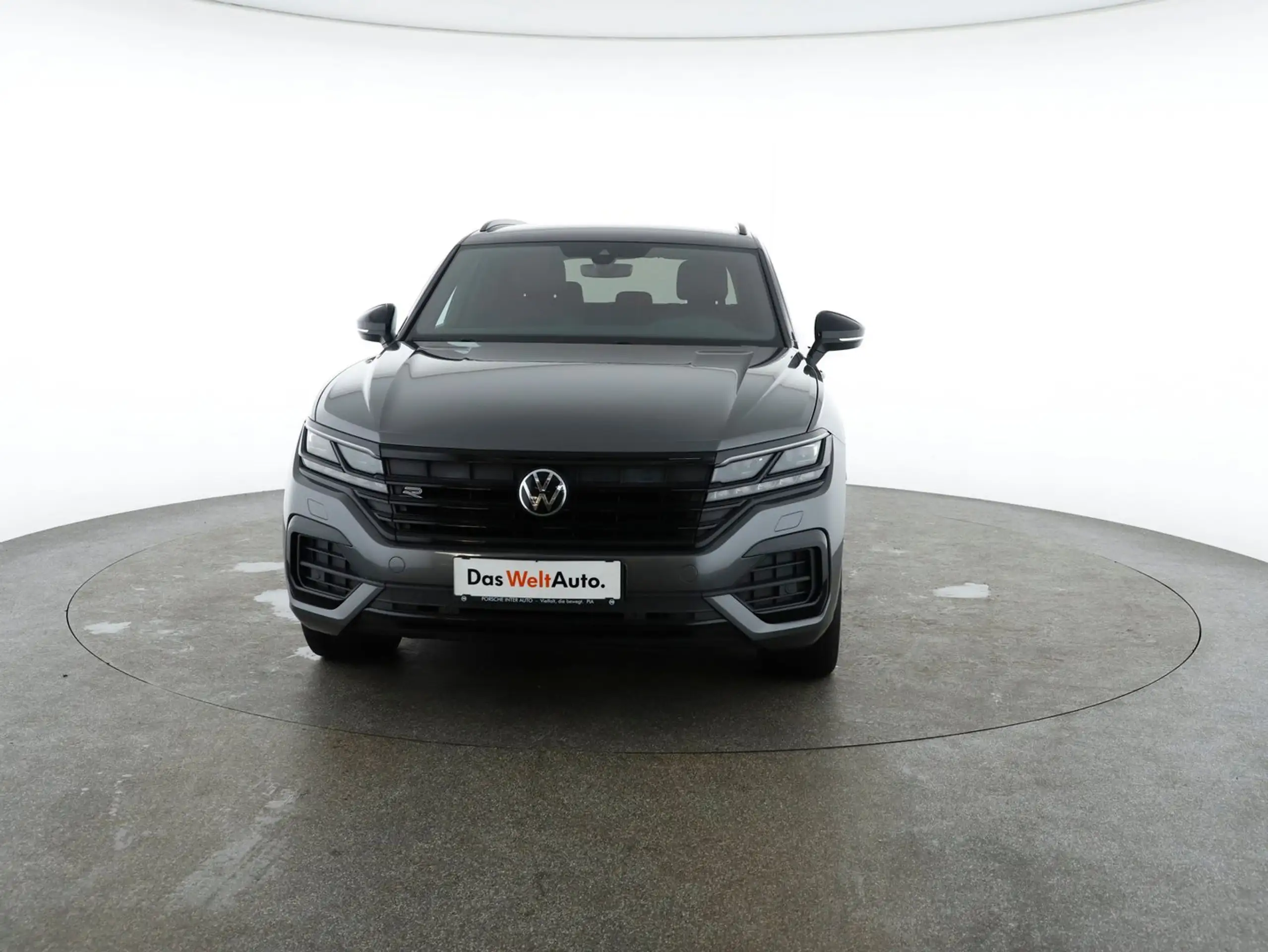 Volkswagen - Touareg