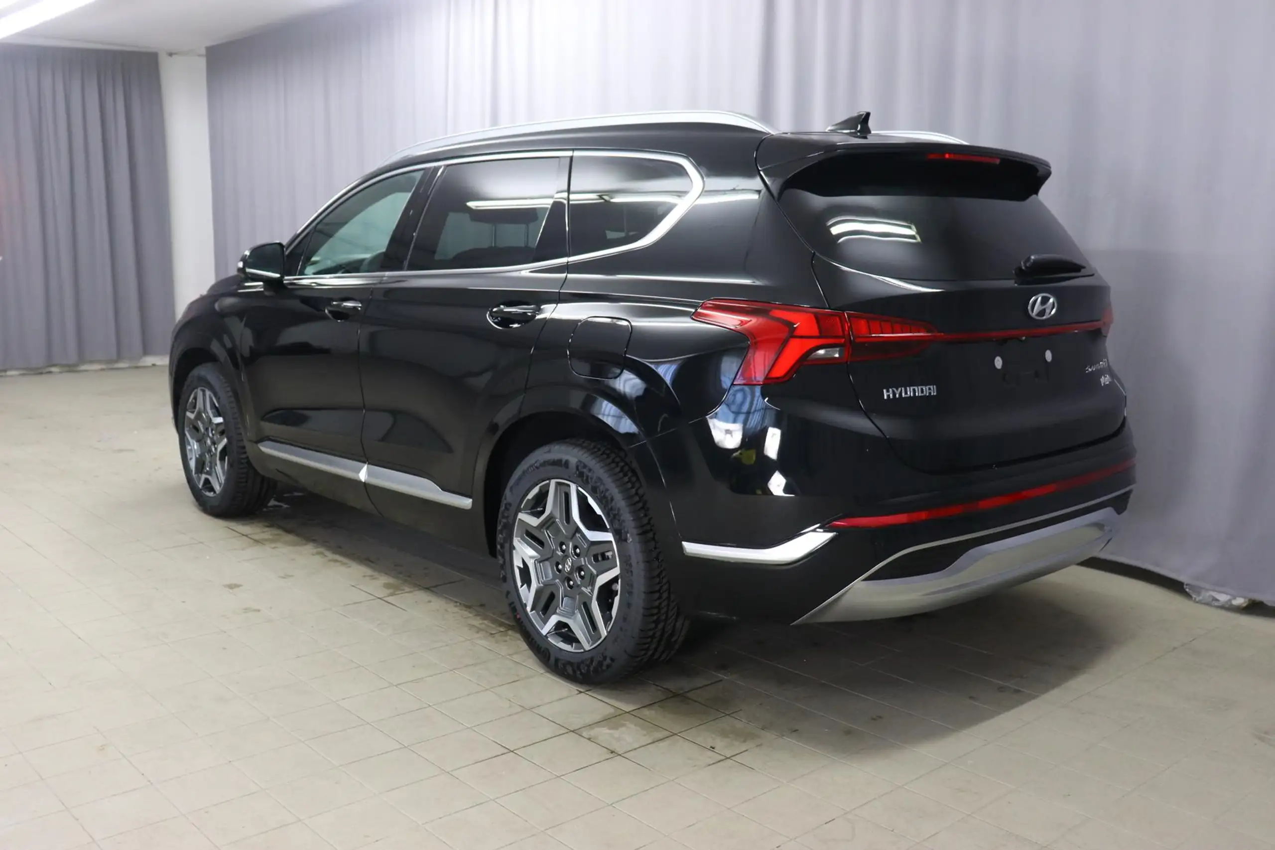 Hyundai - SANTA FE