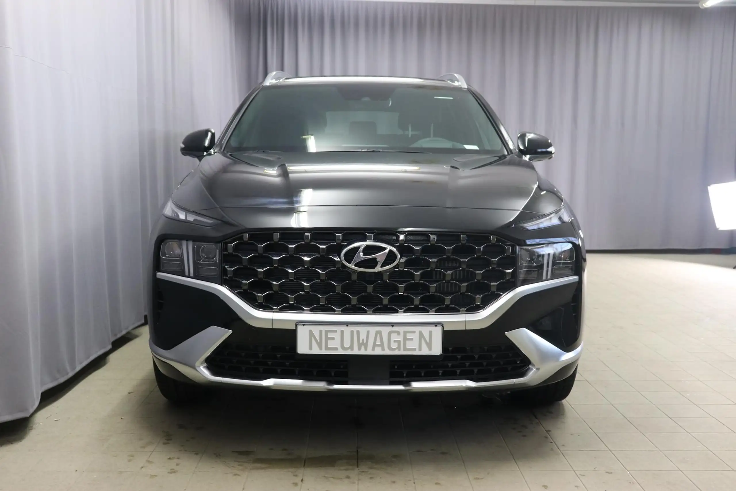 Hyundai - SANTA FE