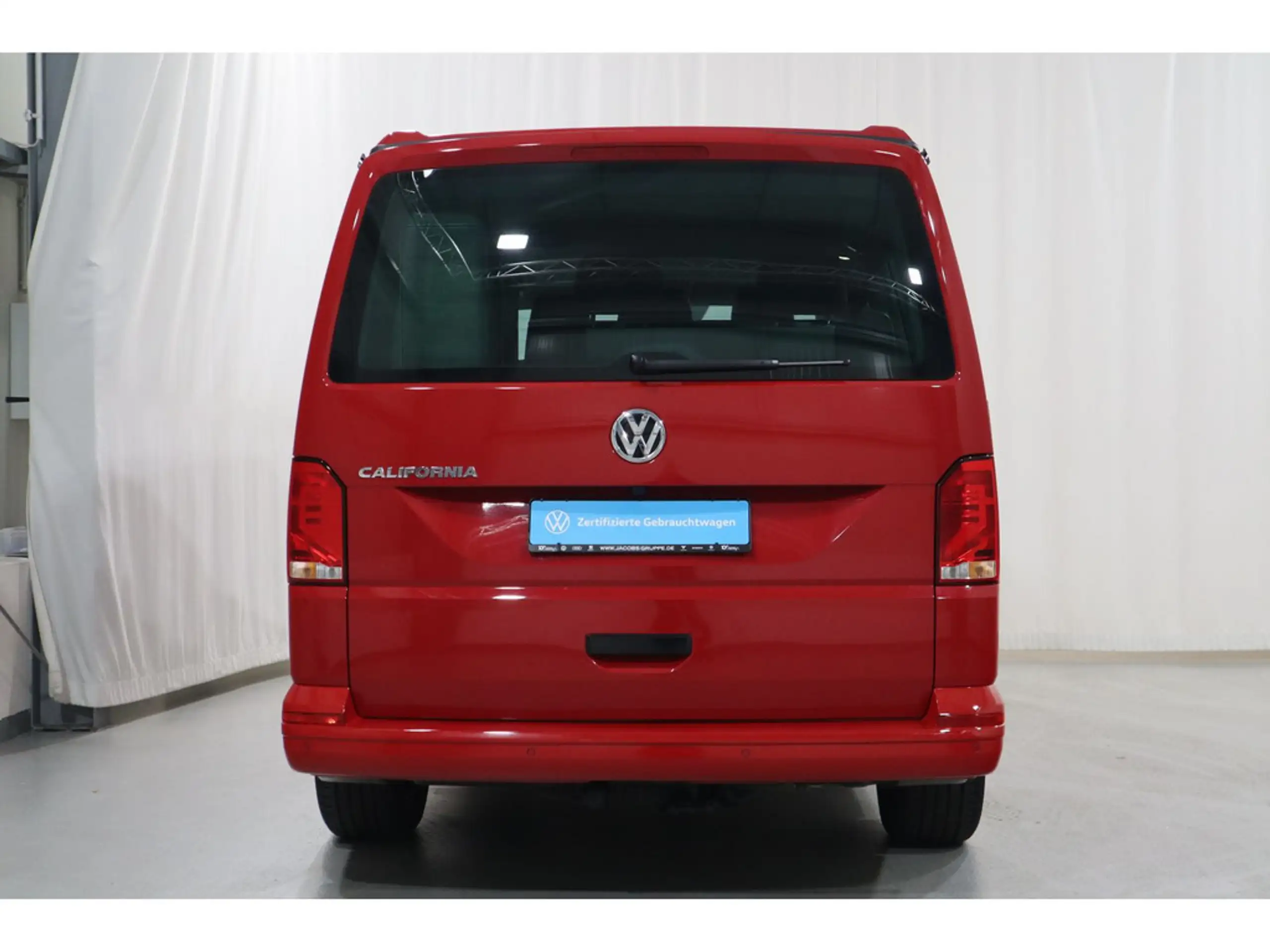 Volkswagen - T6.1 California