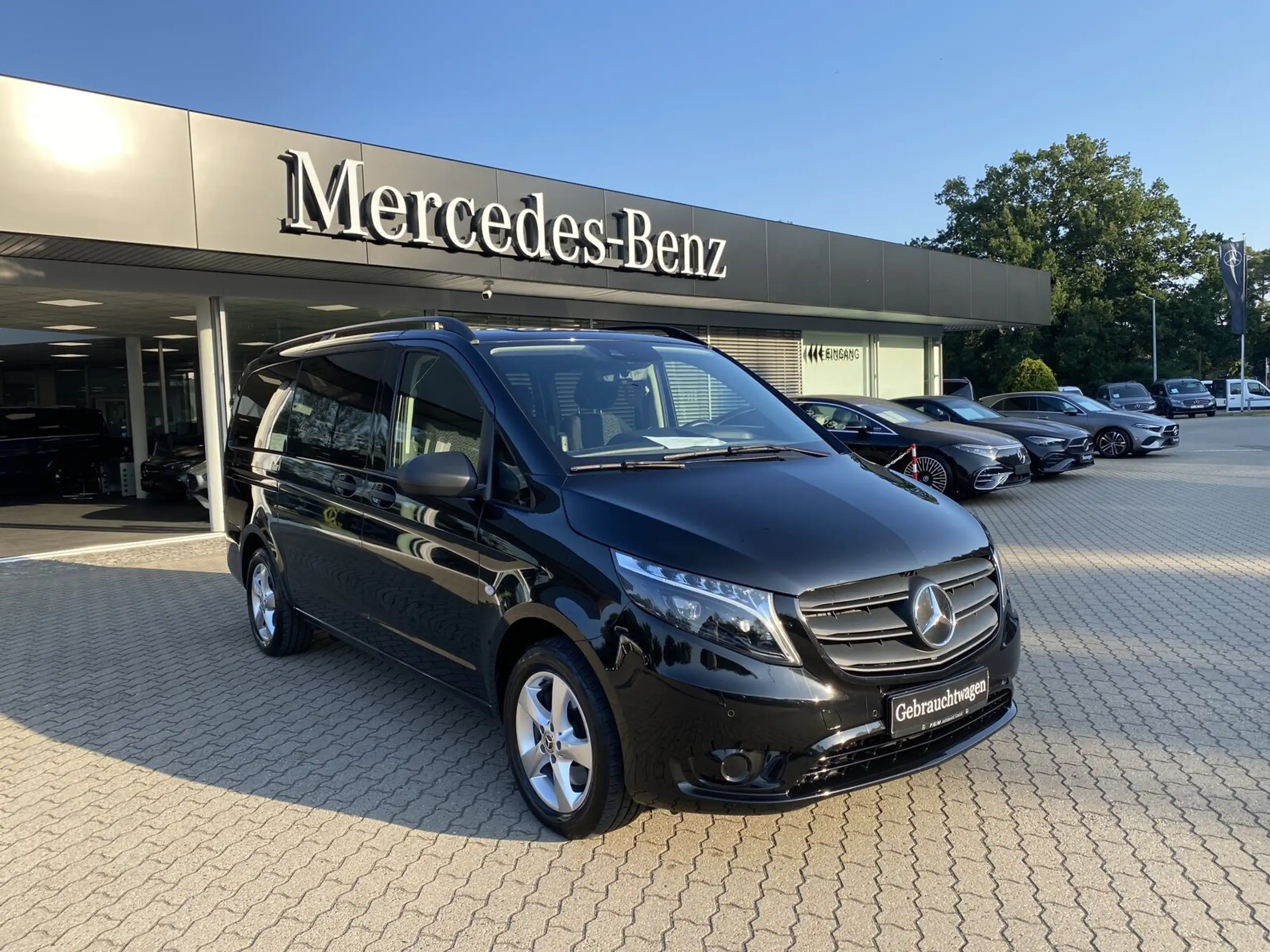 Mercedes-Benz - Vito